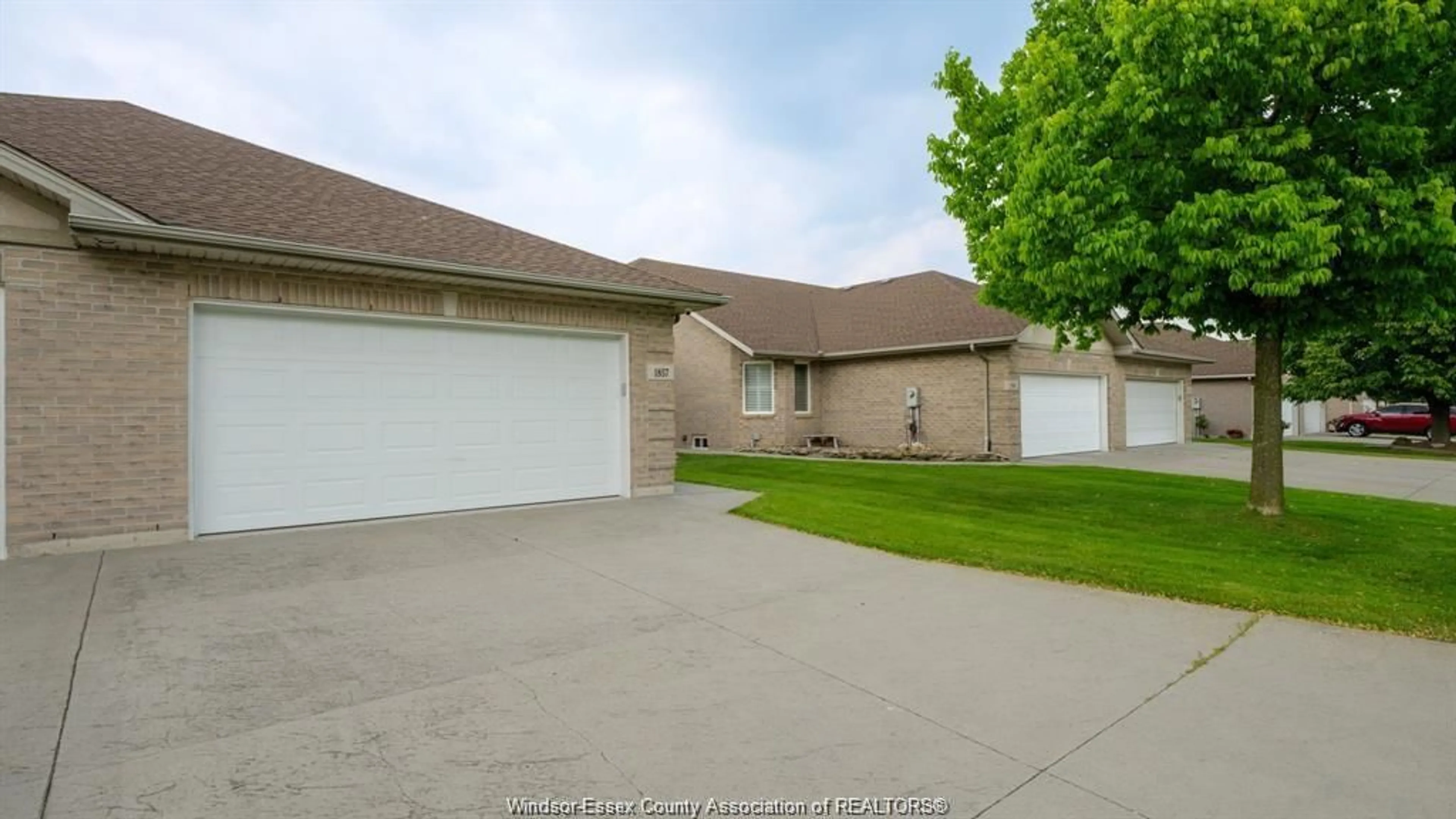 Unknown for 1857 BLUE HERON, Windsor Ontario N8P 1P6