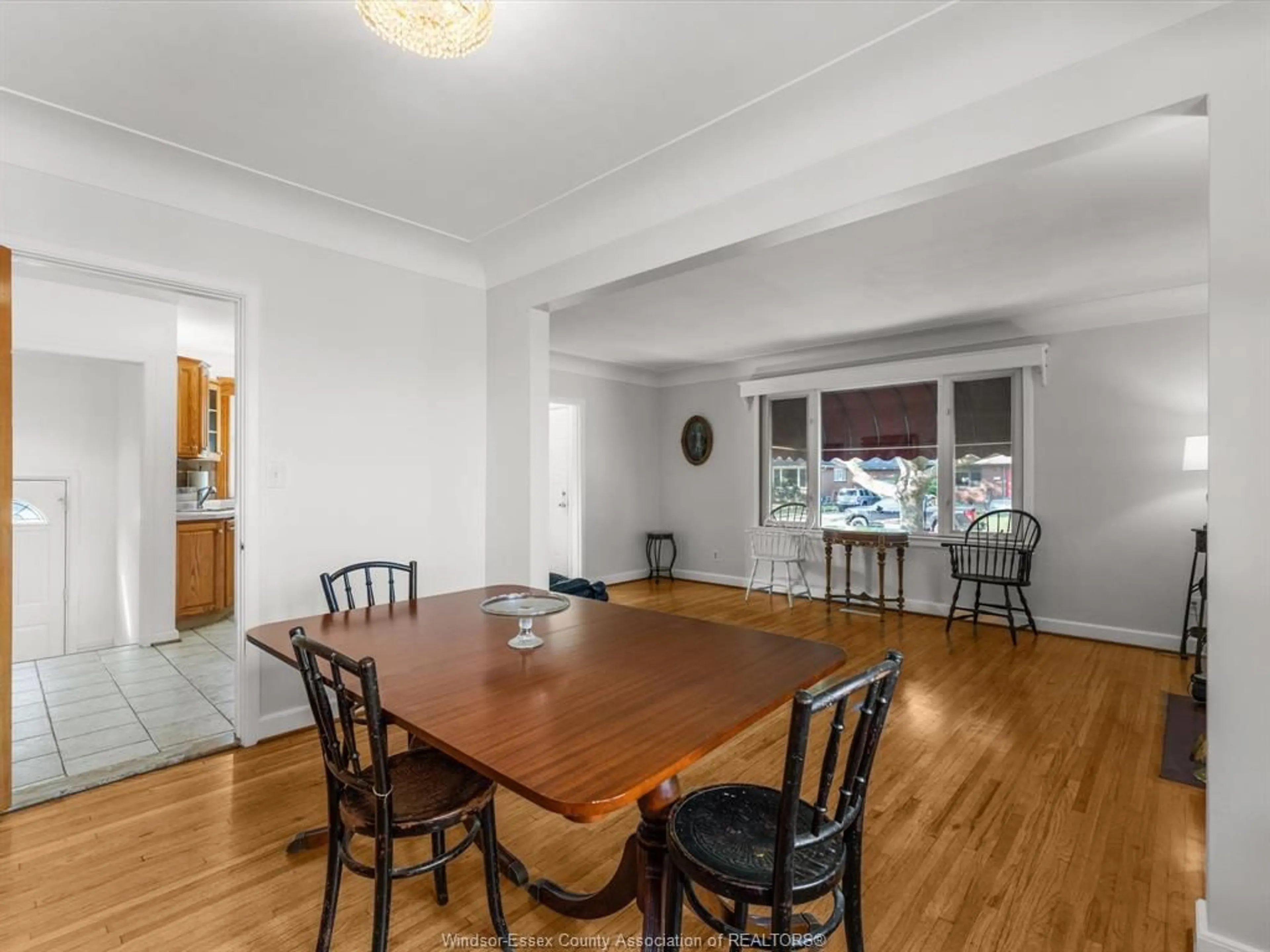 Dining room, wood/laminate floor for 854 BELLEPERCHE Pl, Windsor Ontario N8S 3C1