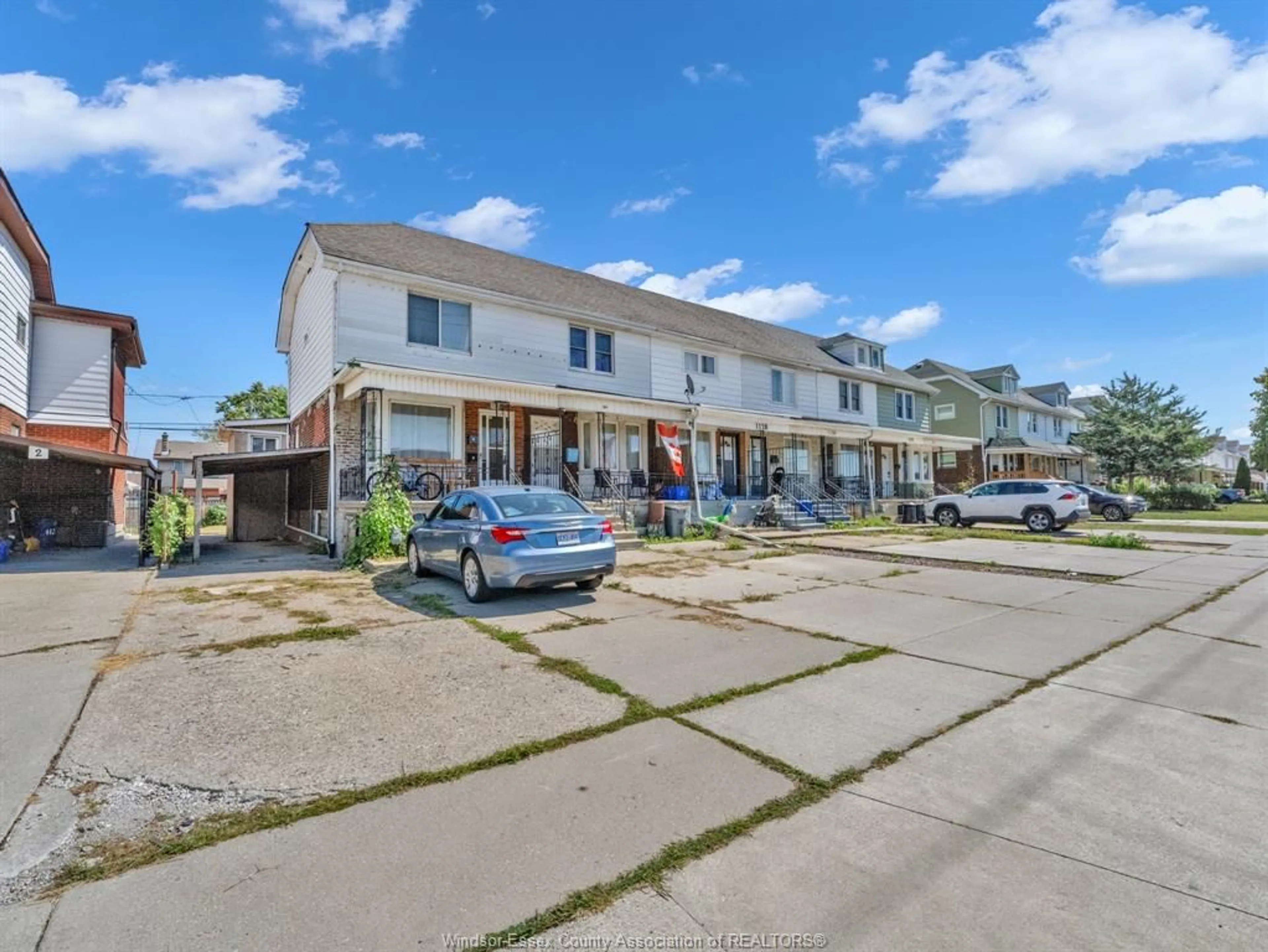 A pic from outside/outdoor area/front of a property/back of a property/a pic from drone, street for 1124 MERCER St, Windsor Ontario N9A 1N9