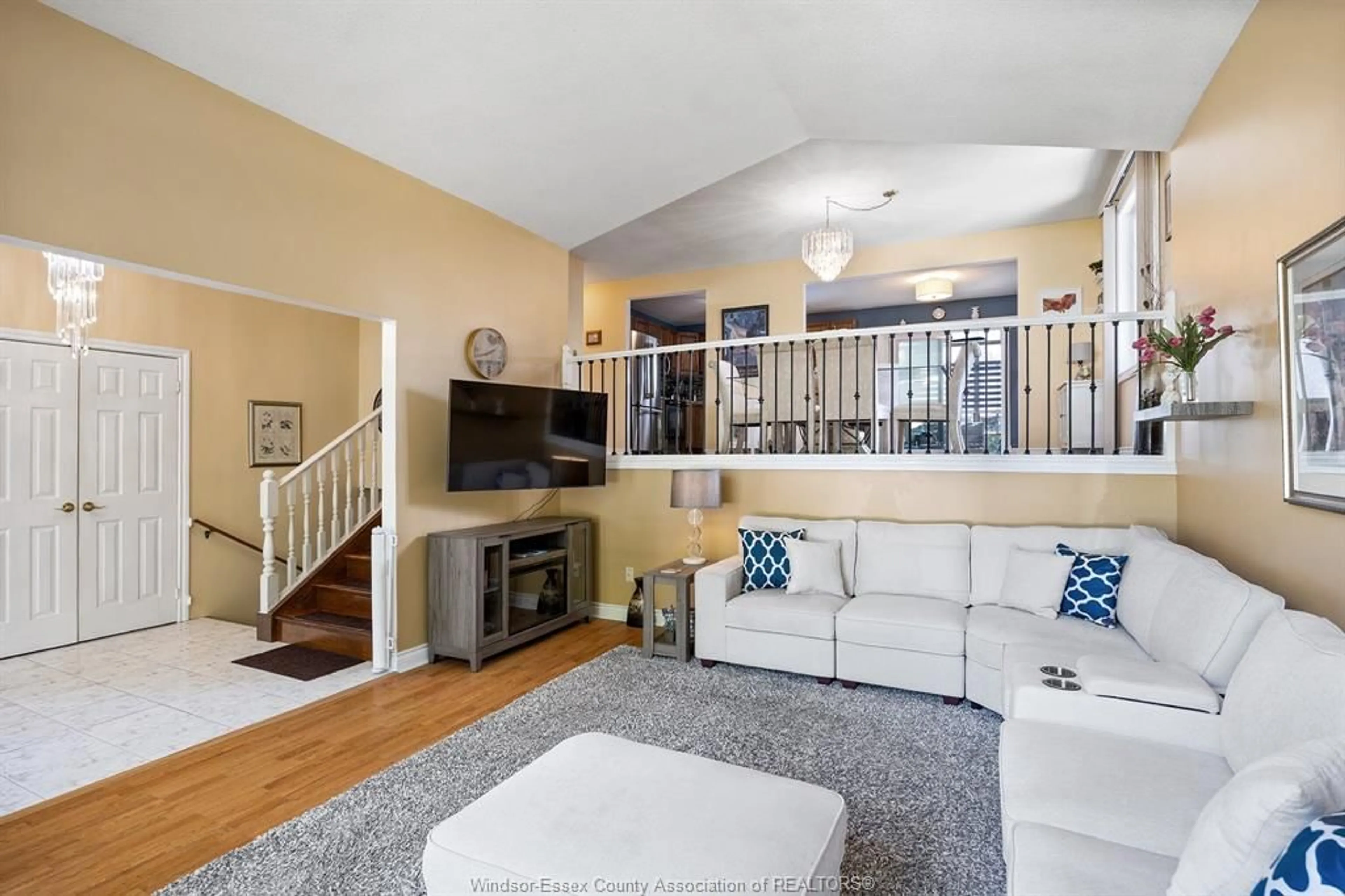 Living room with furniture, unknown for 605 SMITH Cres, LaSalle Ontario N9J 3G9