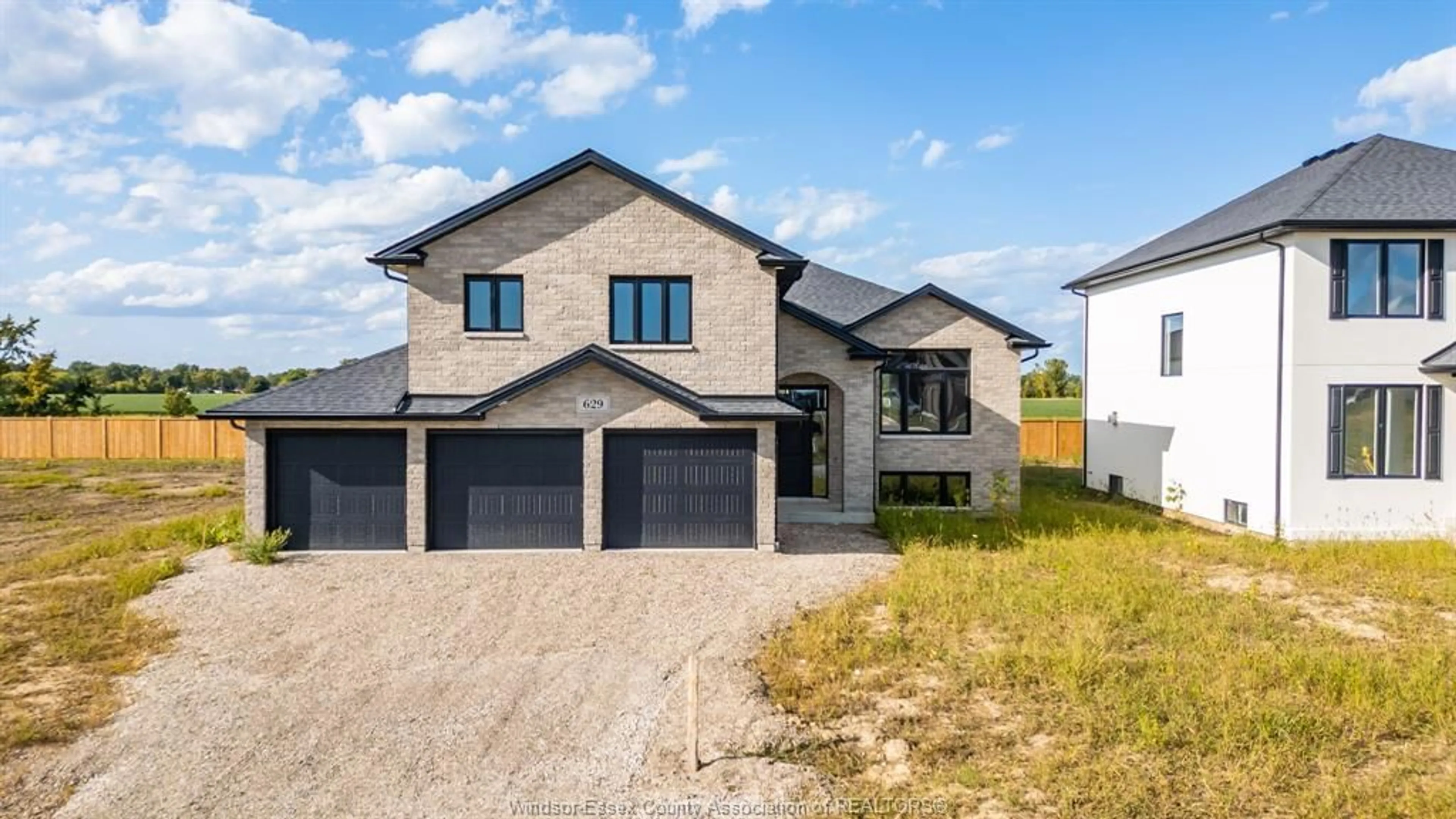 Home with brick exterior material, unknown for 629 SUMMIT St, Lakeshore Ontario N0R 1A7