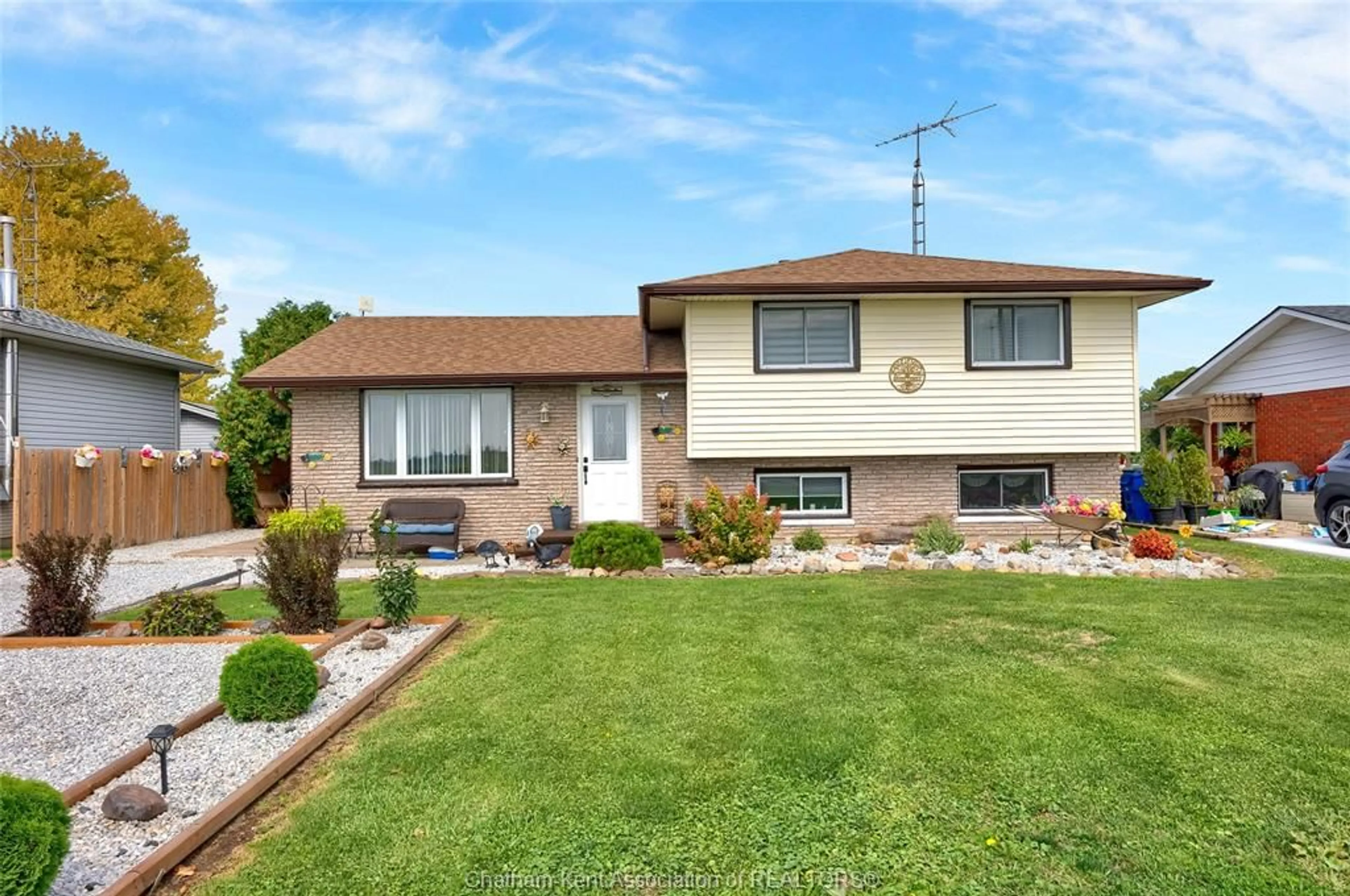 Unknown for 4027 Tecumseh Line, Tilbury Ontario N0P 2L0