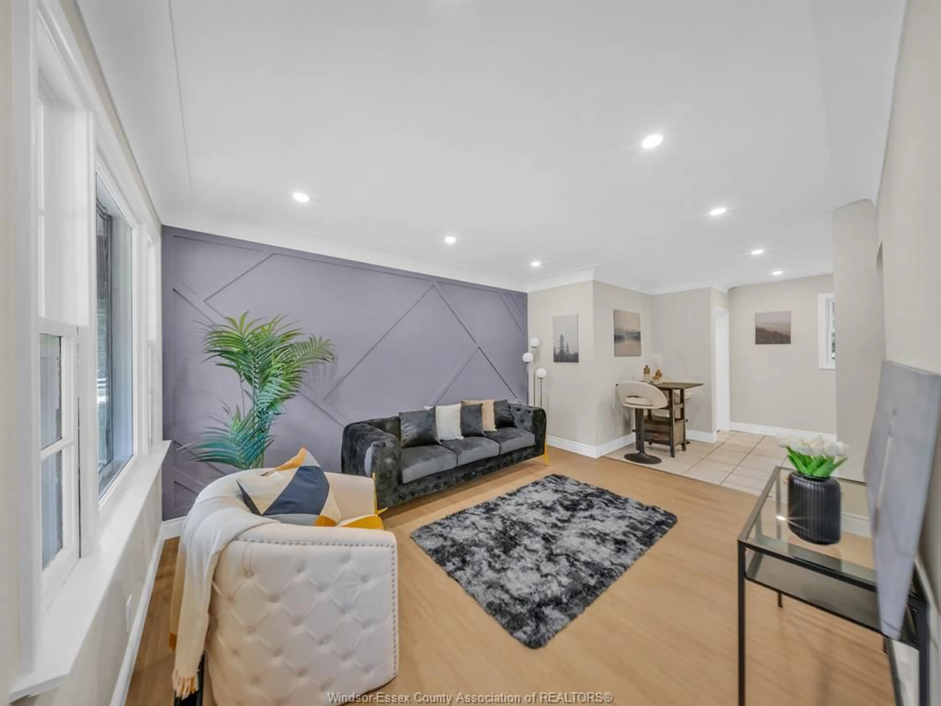Living room with furniture, unknown for 1475 EVERTS Ave, Windsor Ontario N9B 3E2
