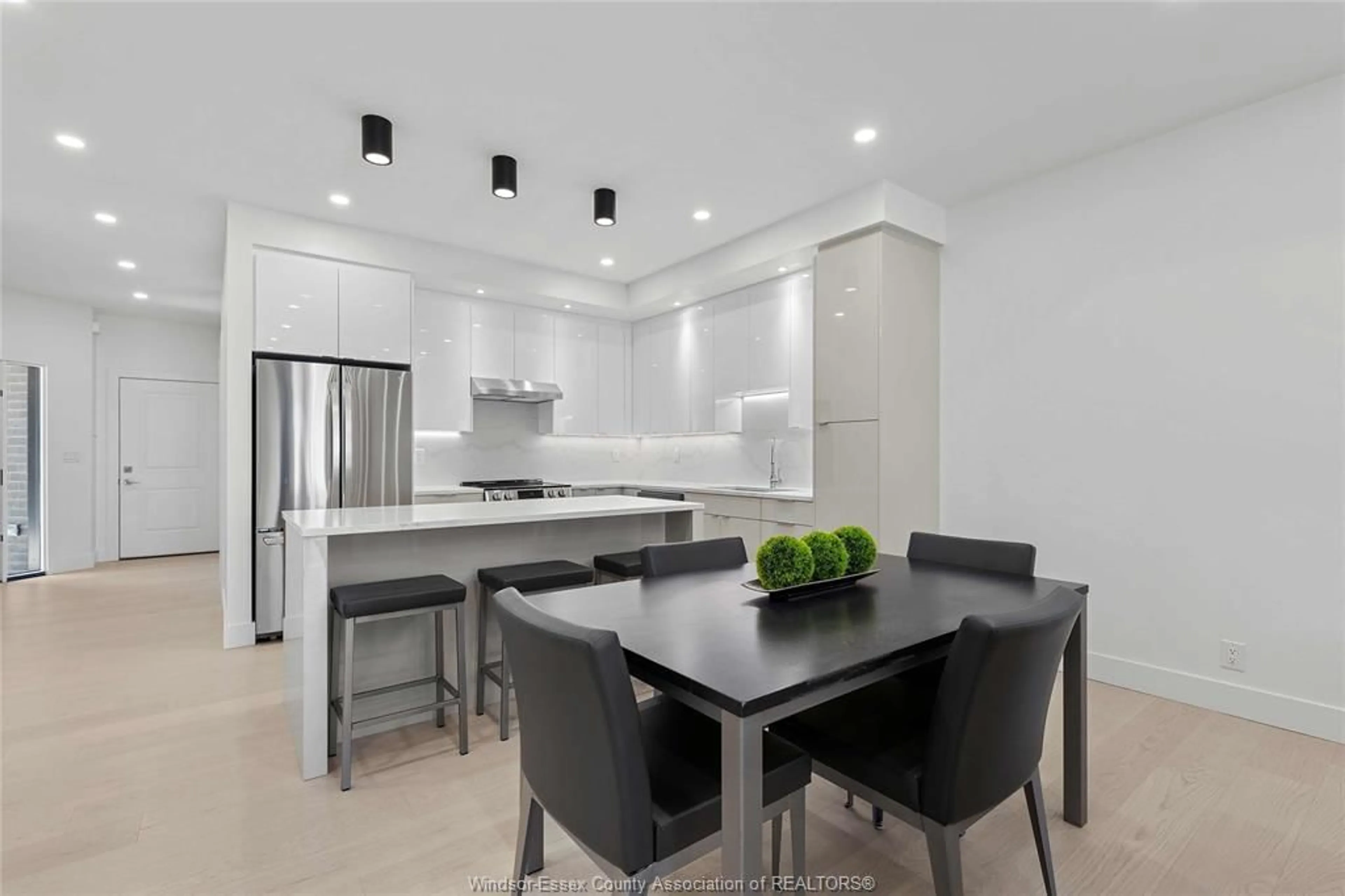 Contemporary kitchen, ceramic/tile floor for 13 EAGLE St, Leamington Ontario N8H 0G4