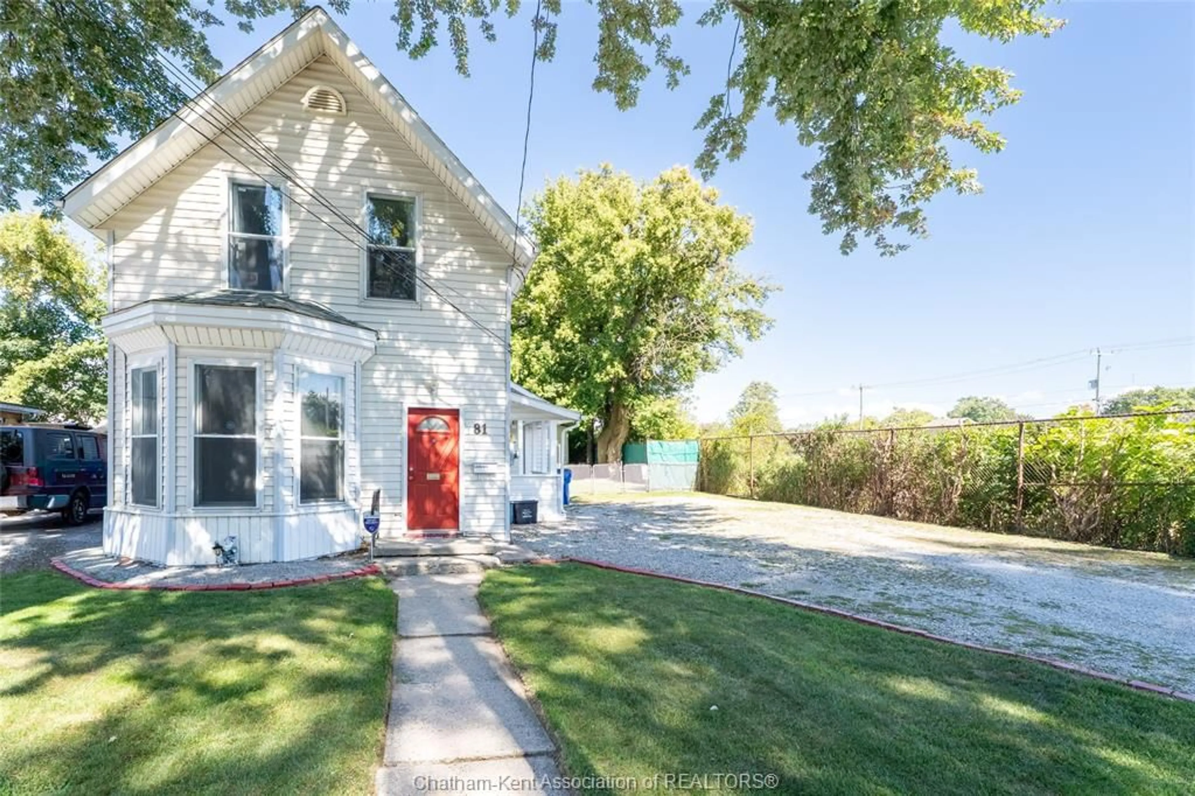 Unknown for 81 West St, Chatham Ontario N7M 2R4