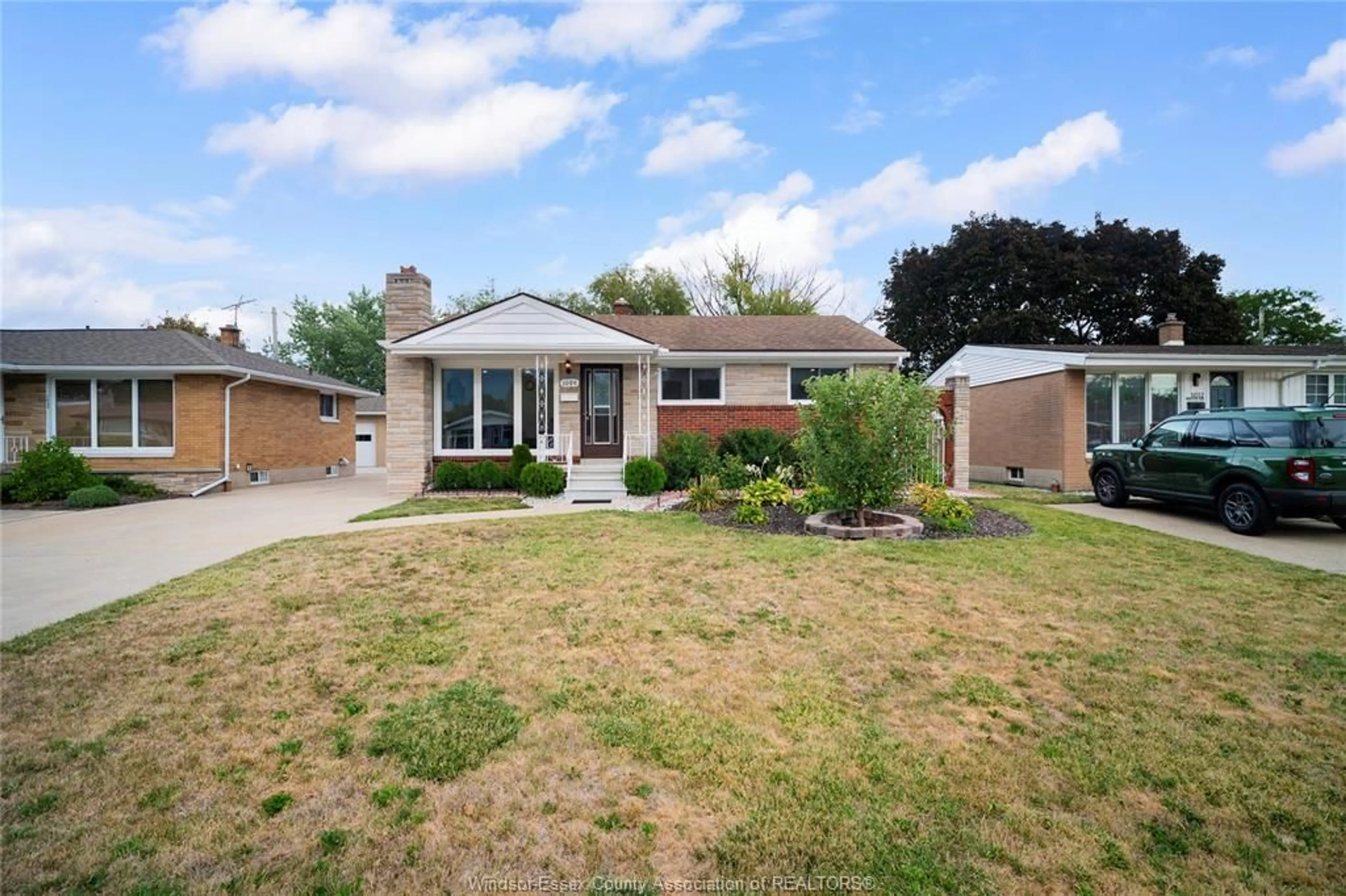 Home with brick exterior material, street for 1026 WATSON Avenue, Windsor Ontario N8S 3T4