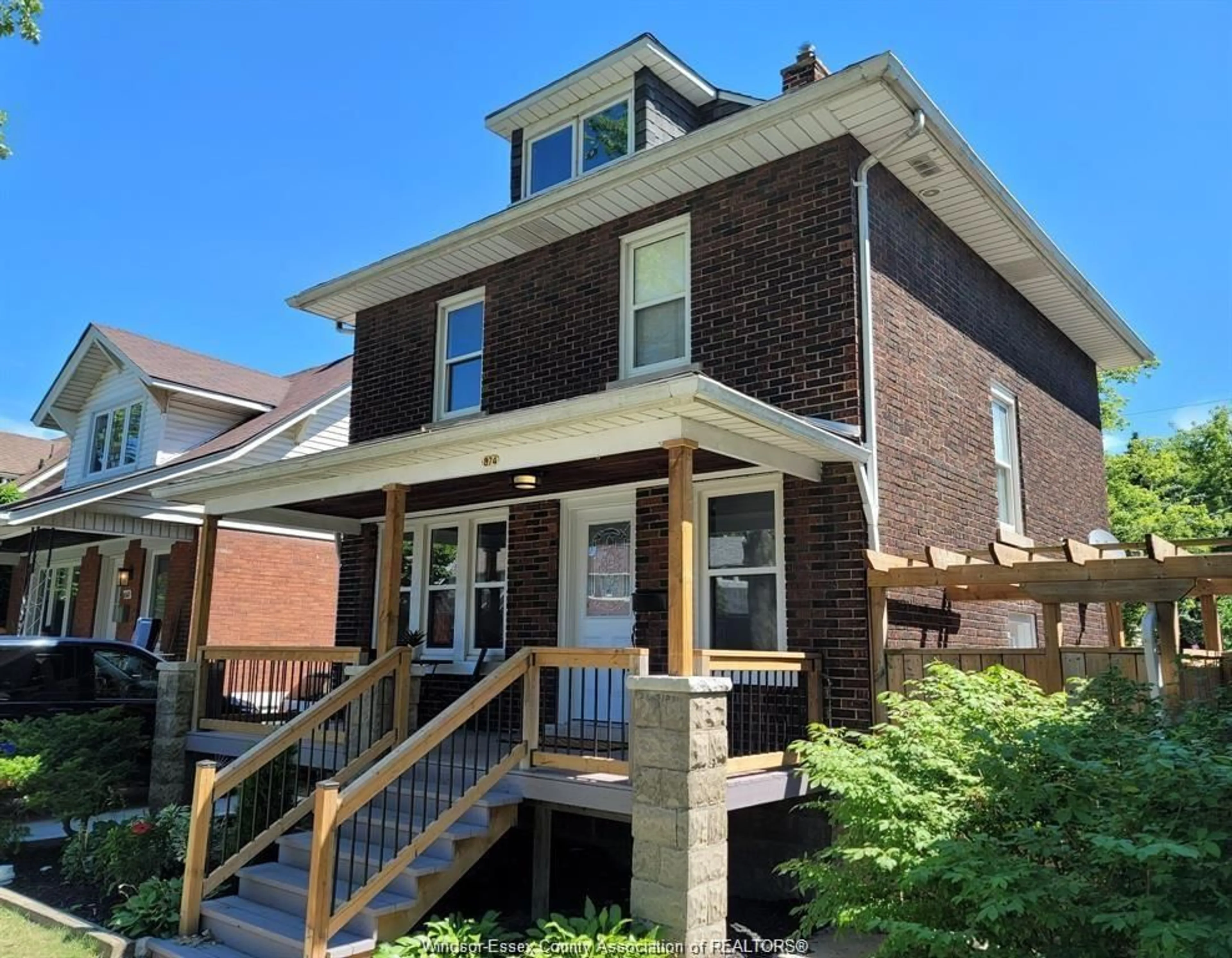Home with brick exterior material, building for 874 BRUCE Avenue, Windsor Ontario N9A 4X5