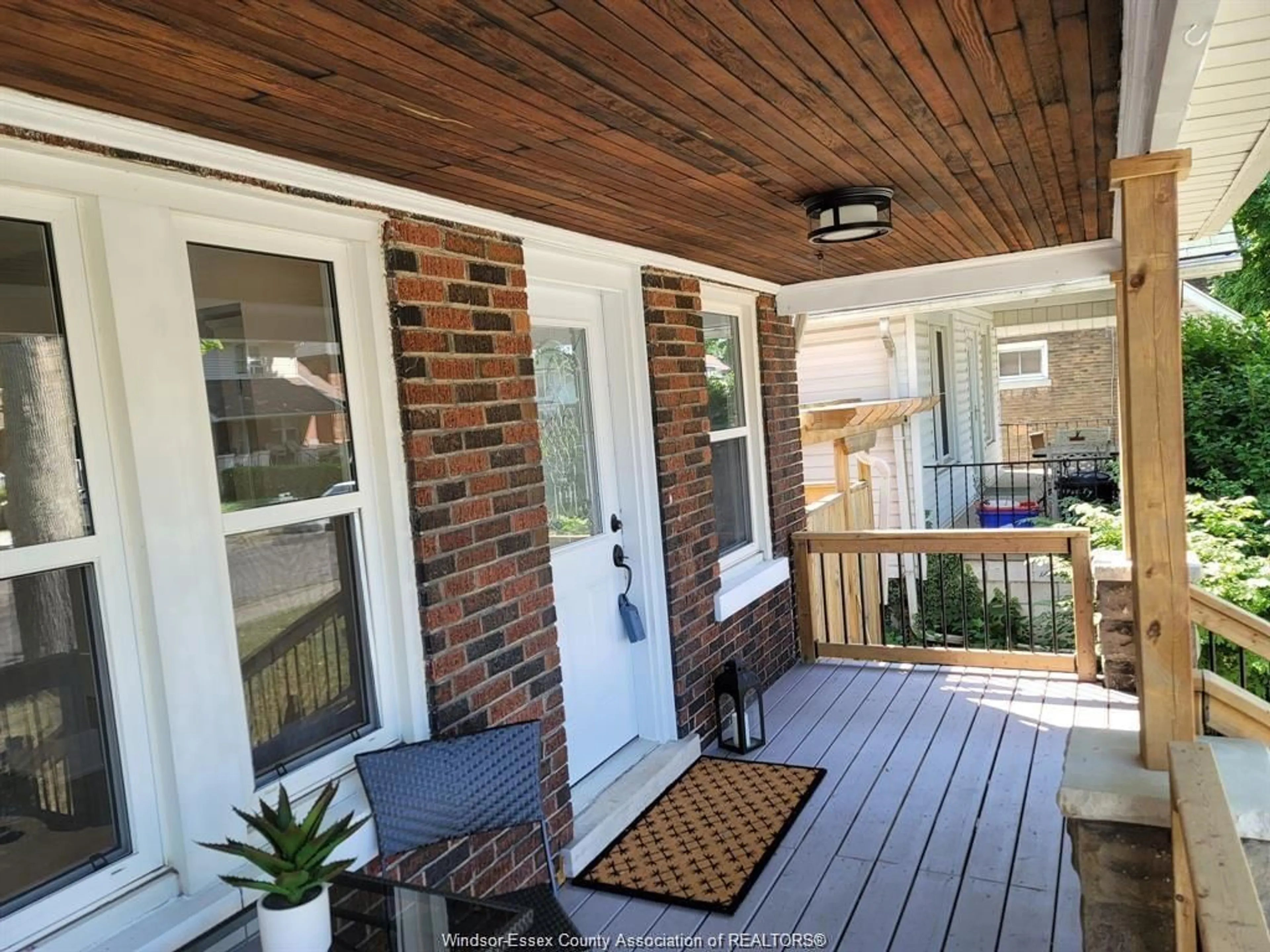 Unknown for 874 BRUCE Avenue, Windsor Ontario N9A 4X5