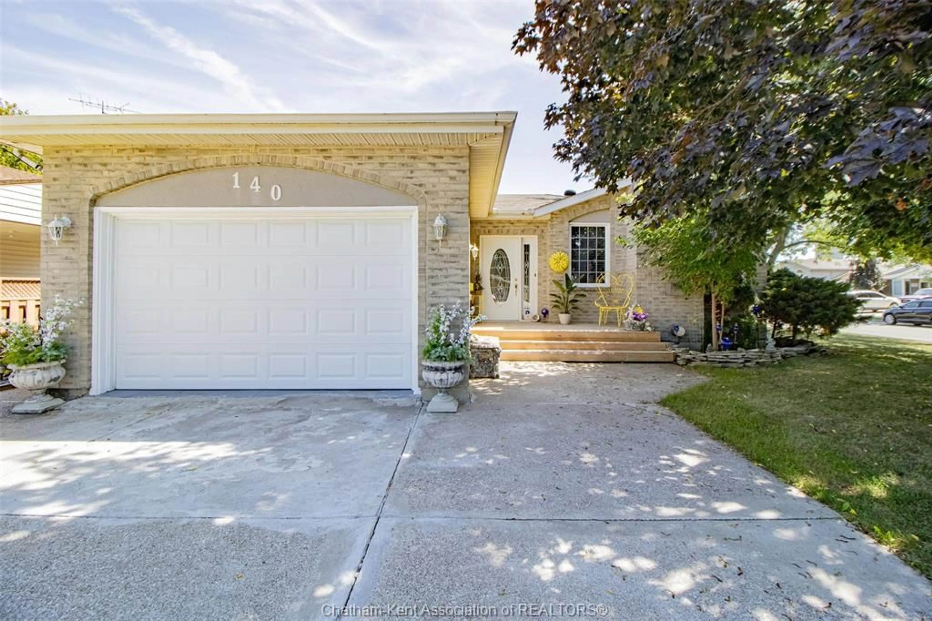 Unknown for 140 Queen St, Tilbury Ontario N0P 2L0