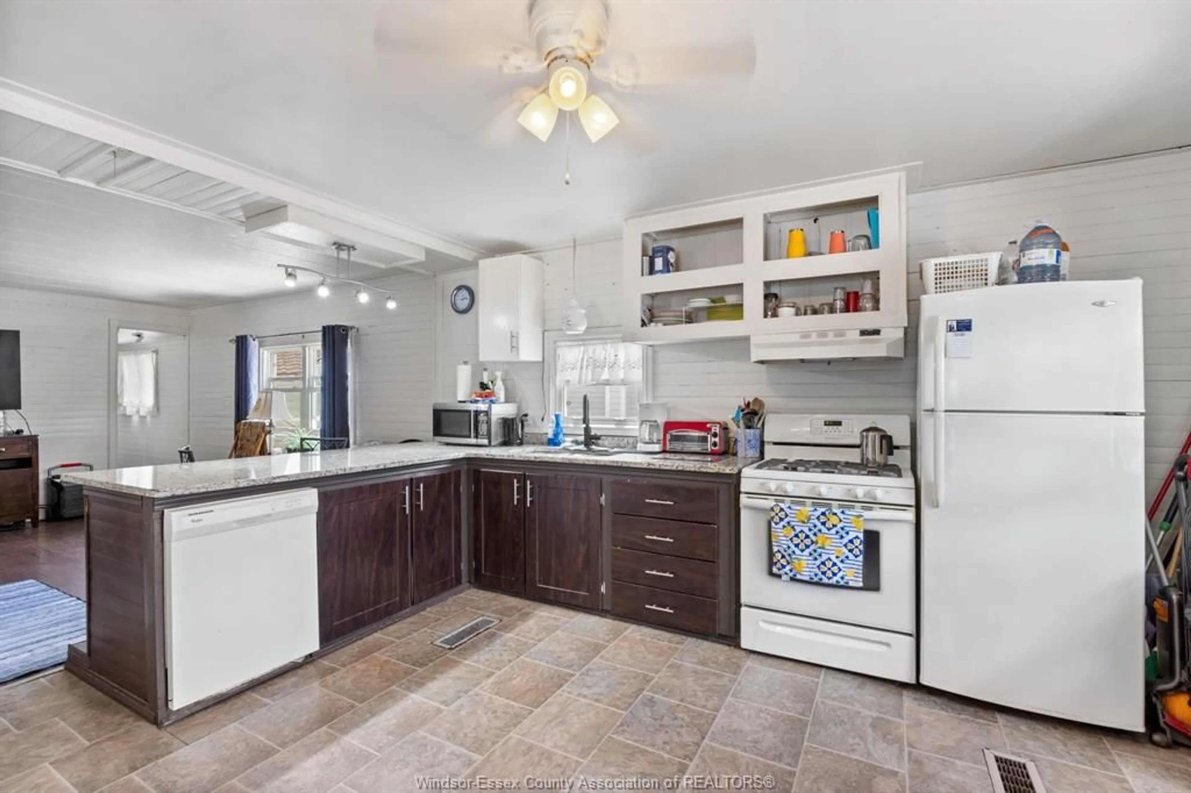 Open concept kitchen, ceramic/tile floor for 51 WILDER Dr, Maidstone Ontario N8N 2T1