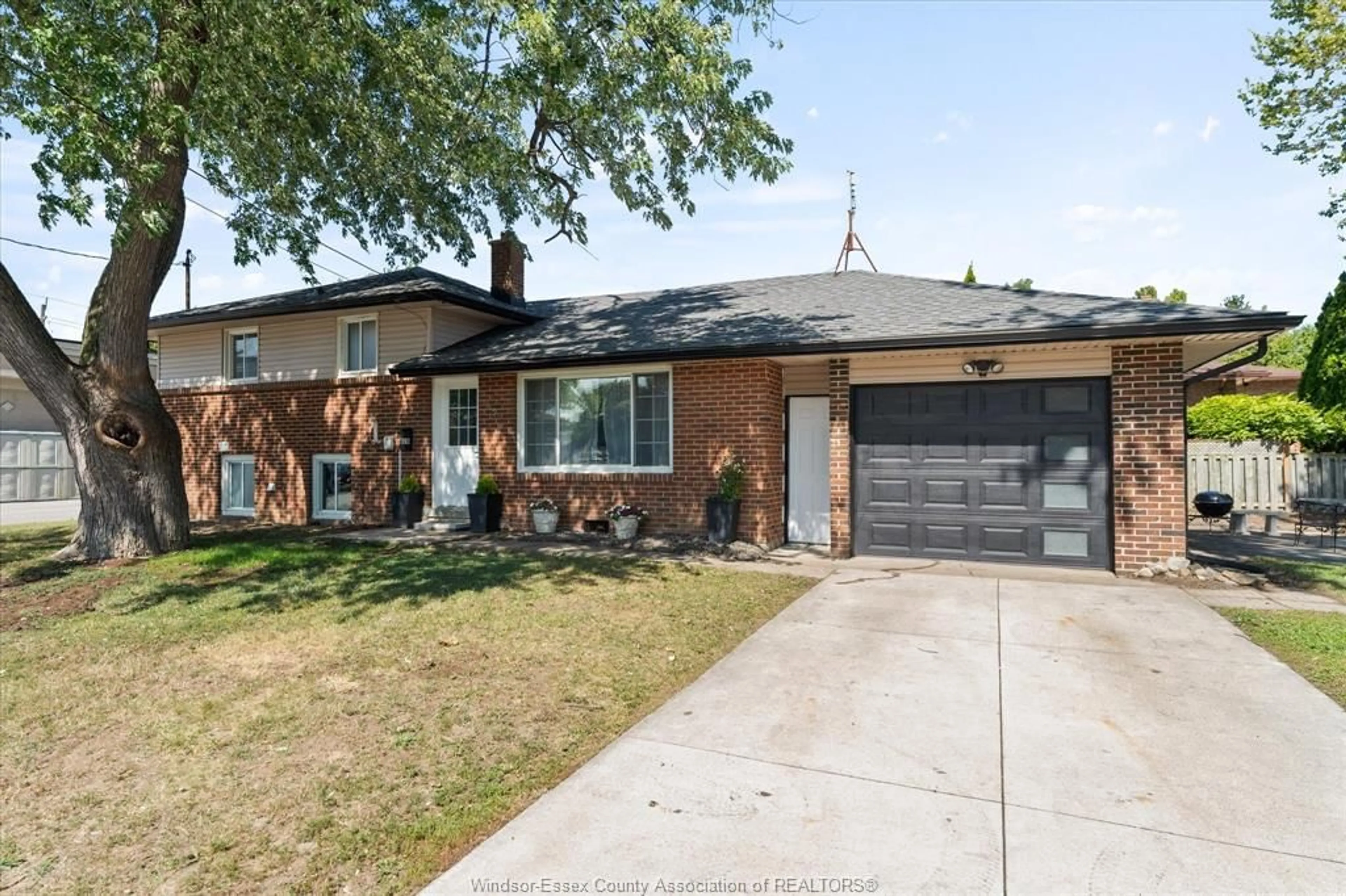 Home with brick exterior material, street for 528 SANDISON St, Windsor Ontario N9E 1R7