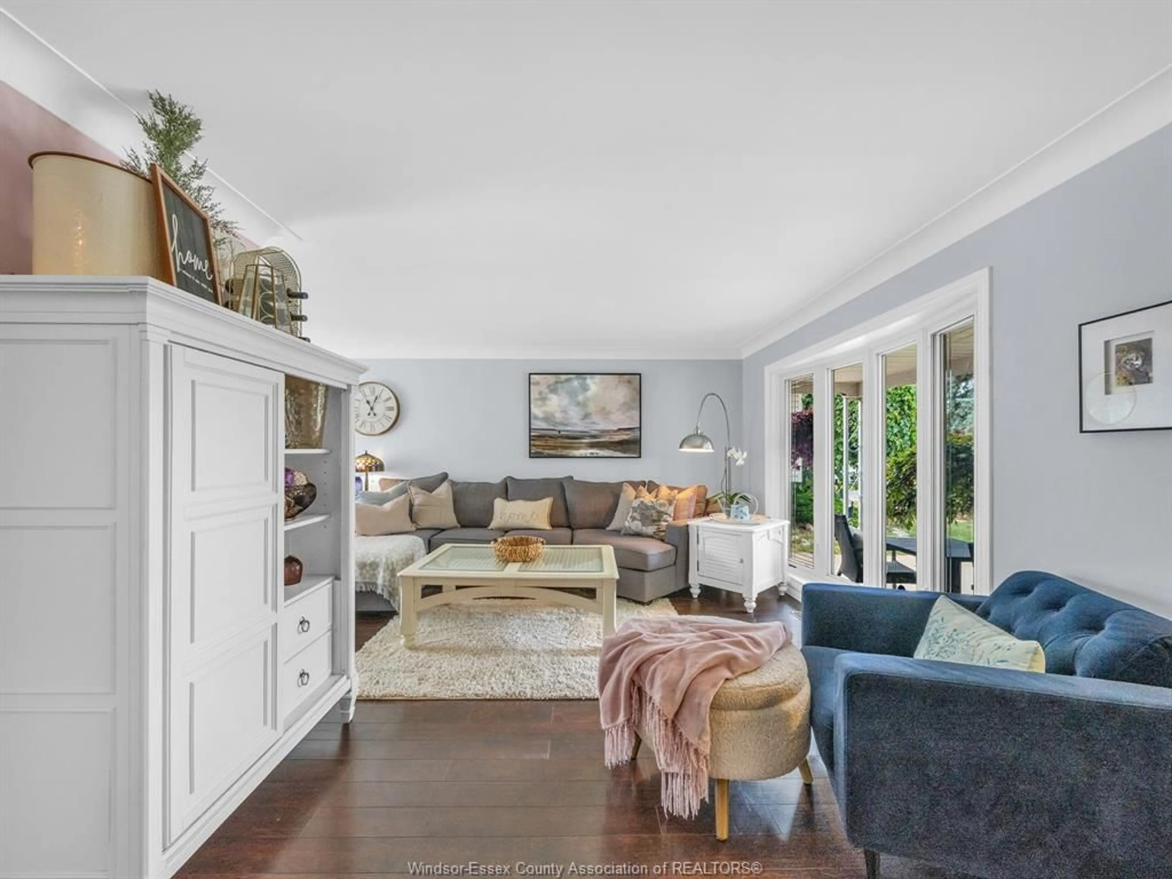 Living room with furniture, unknown for 1256 JANISSE Dr, Windsor Ontario N8S 2W3