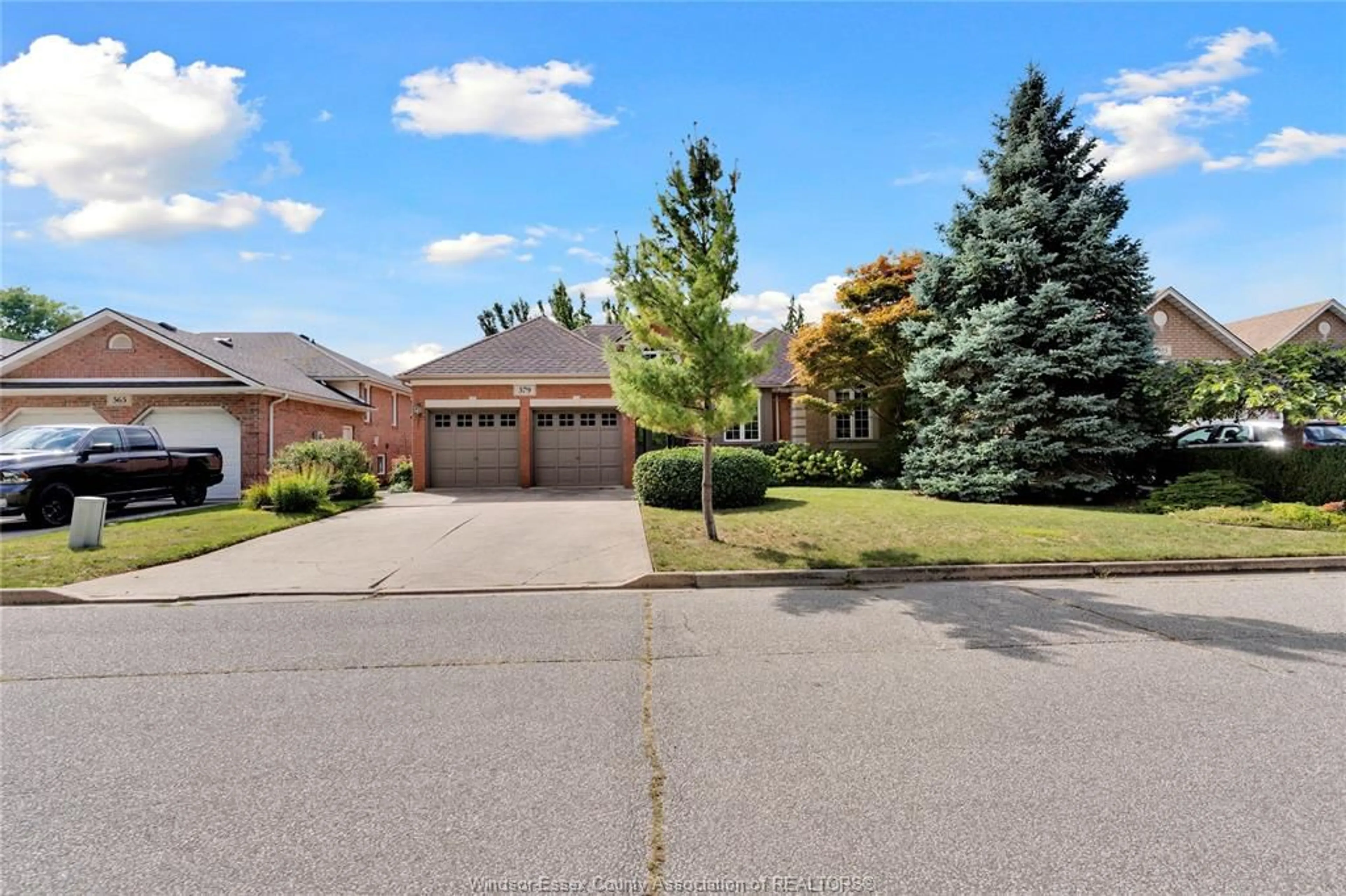 Unknown for 579 COUSINEAU Rd, Windsor Ontario N9G 1V6