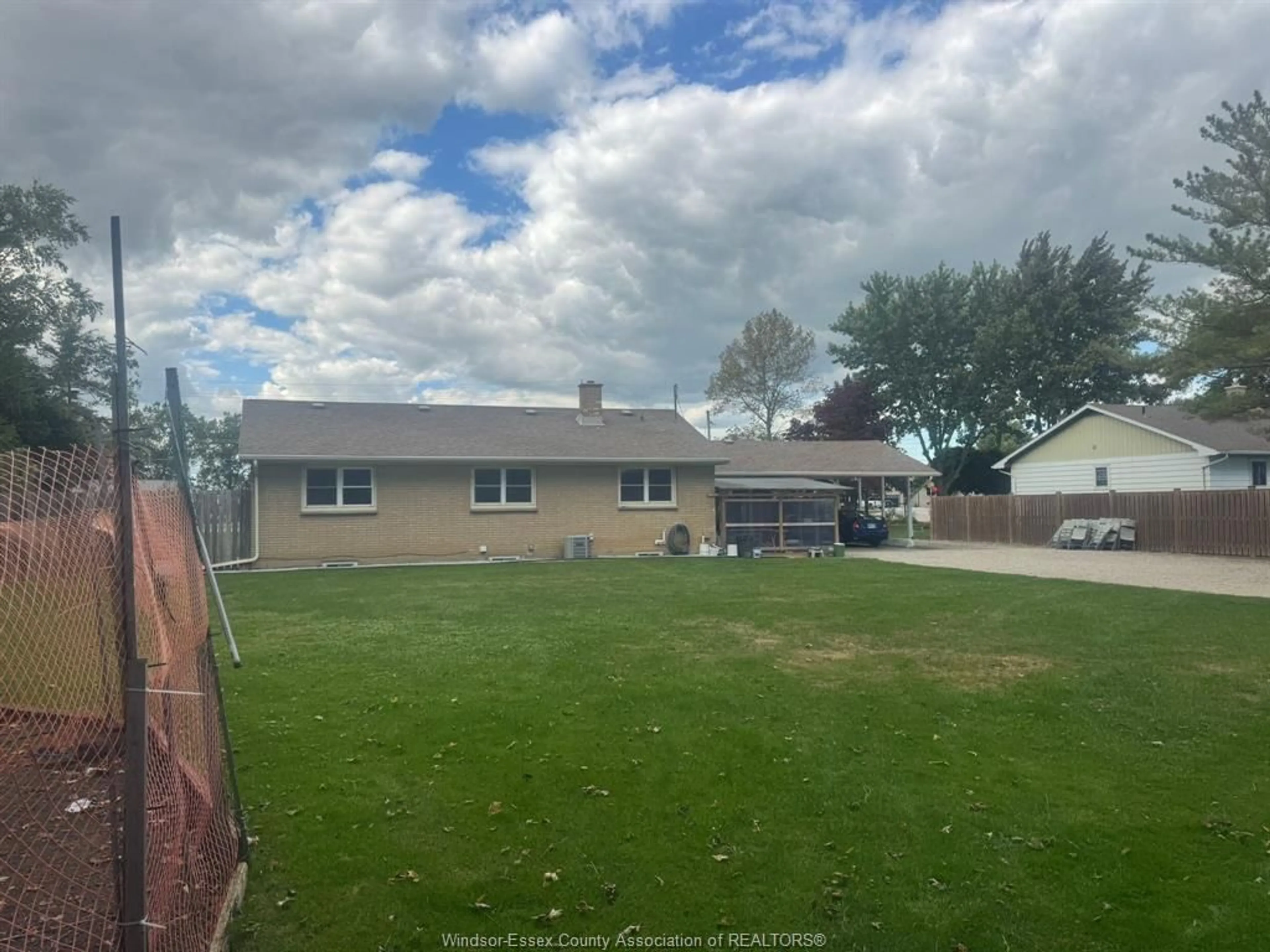 A pic from outside/outdoor area/front of a property/back of a property/a pic from drone, unknown for 830 TALBOT Rd, Wheatley Ontario N0P 2P0