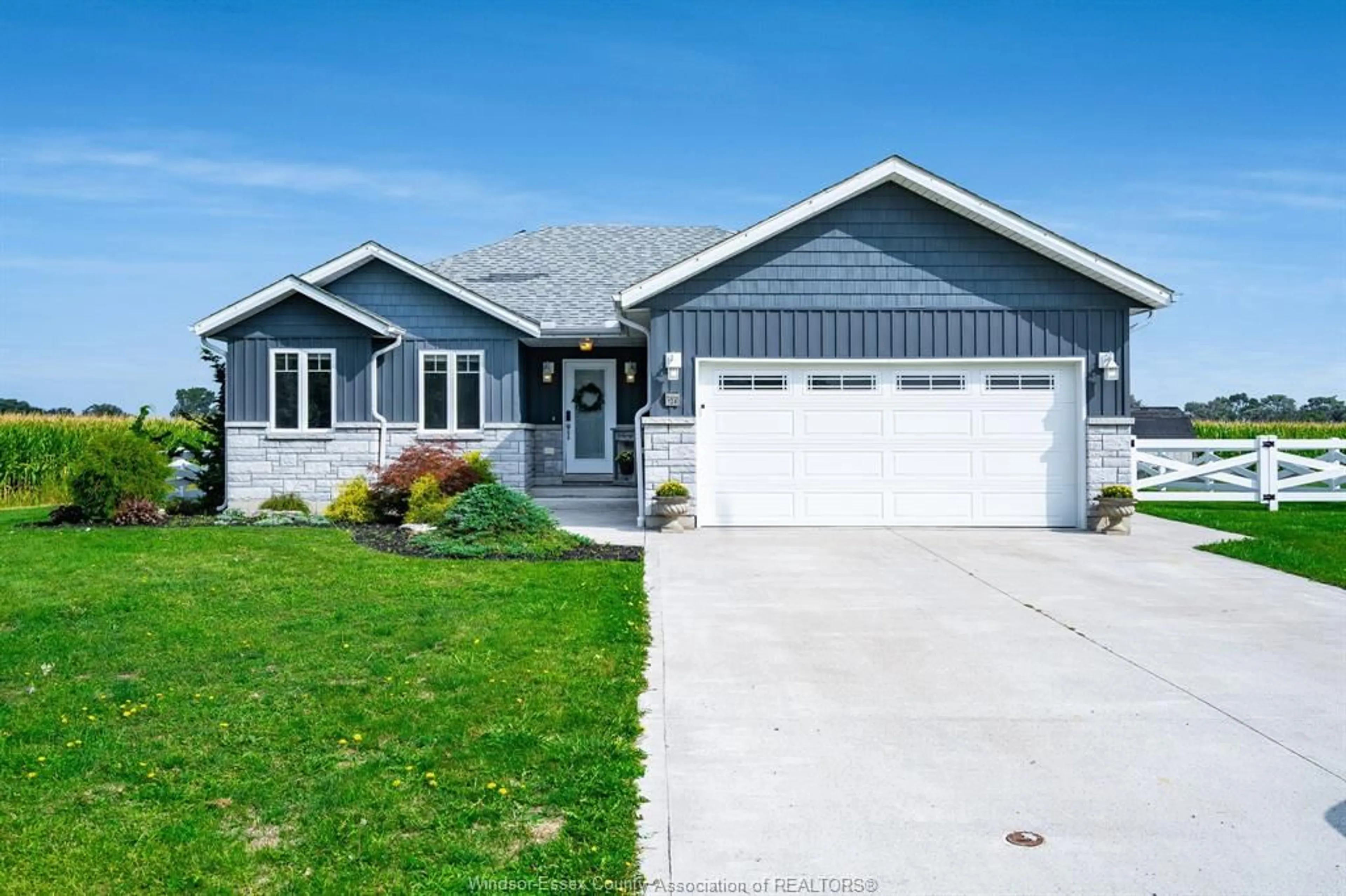 Home with vinyl exterior material, street for 124 PARVIEW, Stoney Point Ontario N0R 1N0