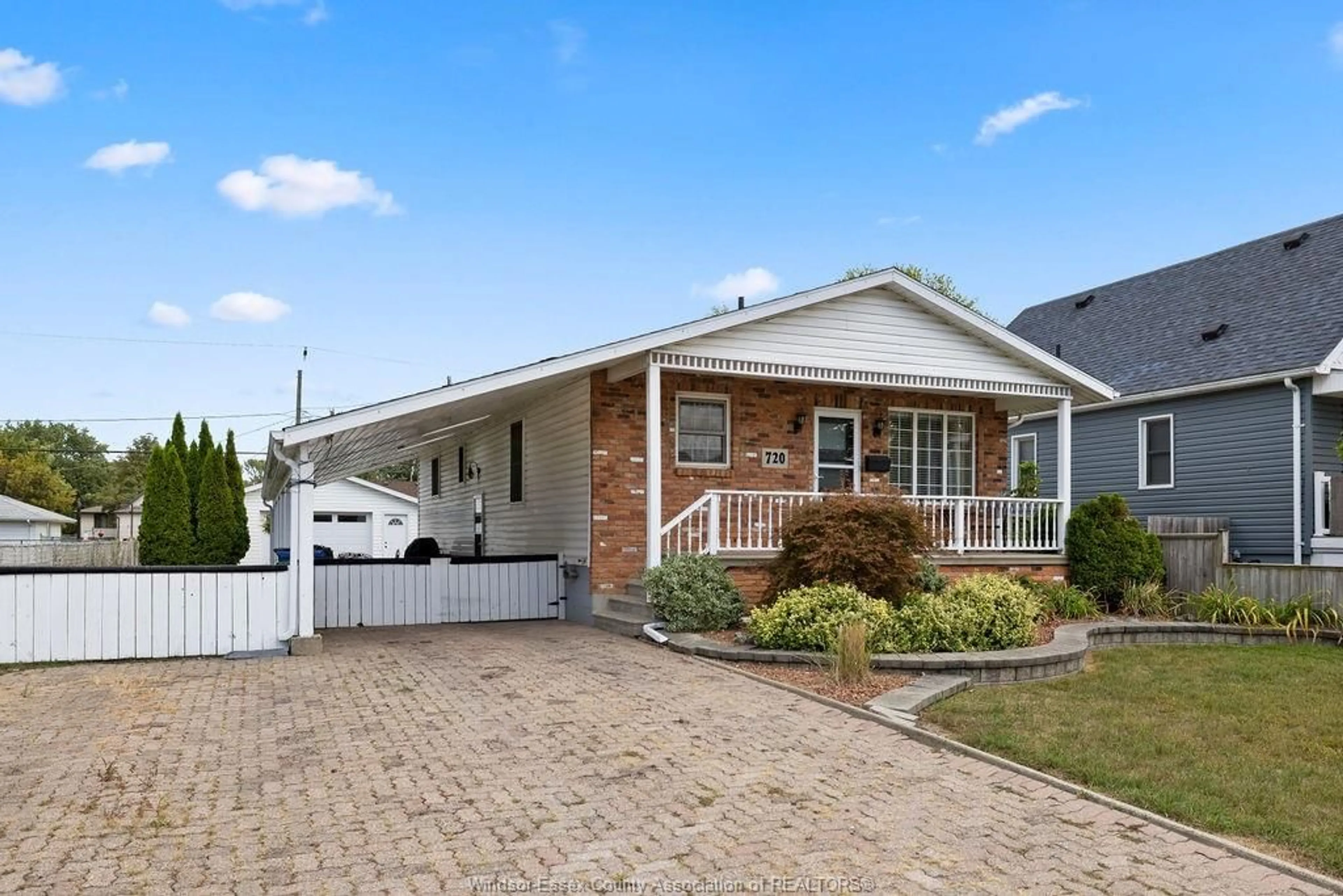 Home with vinyl exterior material, street for 720 ST. PIERRE, Tecumseh Ontario N8N 1Z6