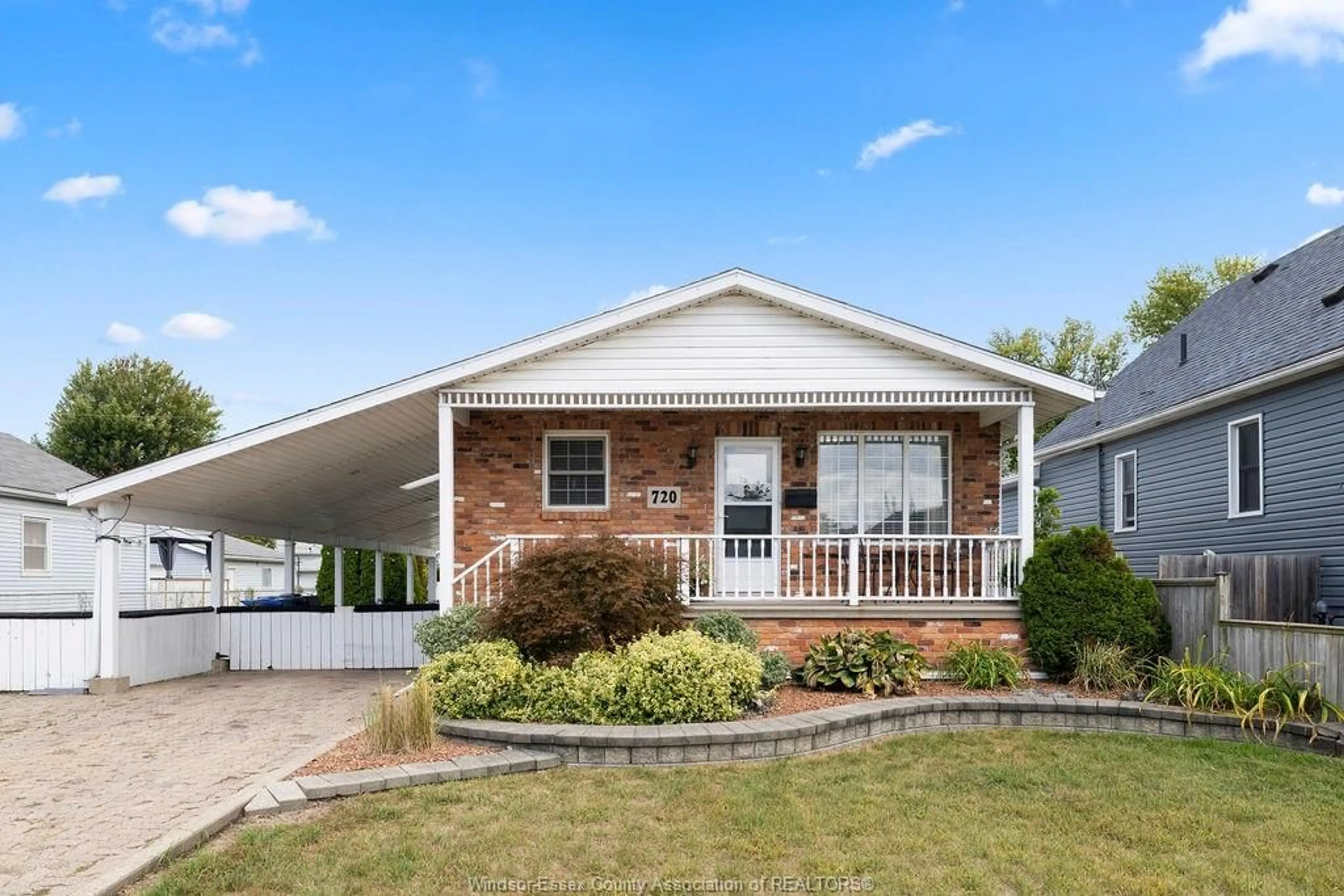 Home with vinyl exterior material, street for 720 ST. PIERRE, Tecumseh Ontario N8N 1Z6
