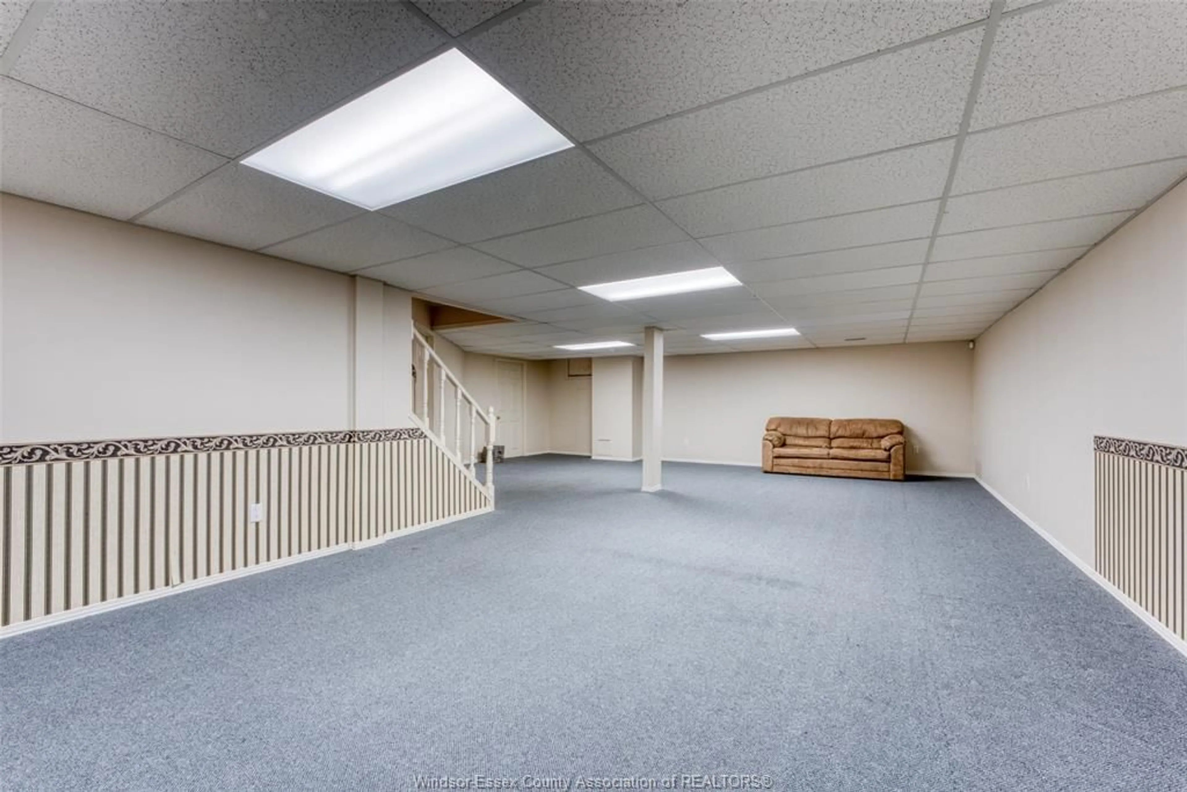 A pic of a room for 208 RAMBLEWOOD Dr, LaSalle Ontario N9J 3A9