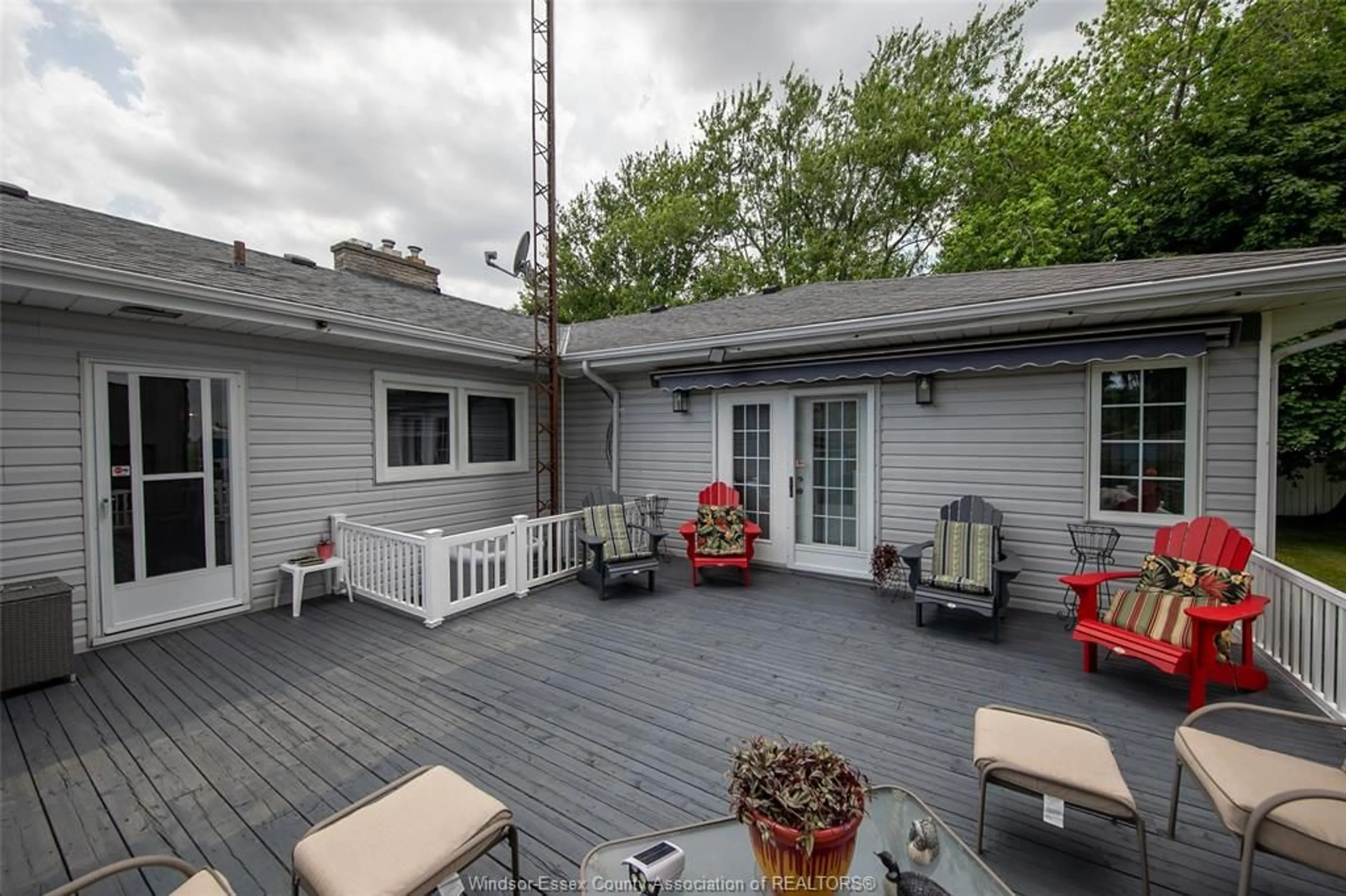 Patio, unknown for 210 ERIE St, Merlin Ontario N0P 1W0