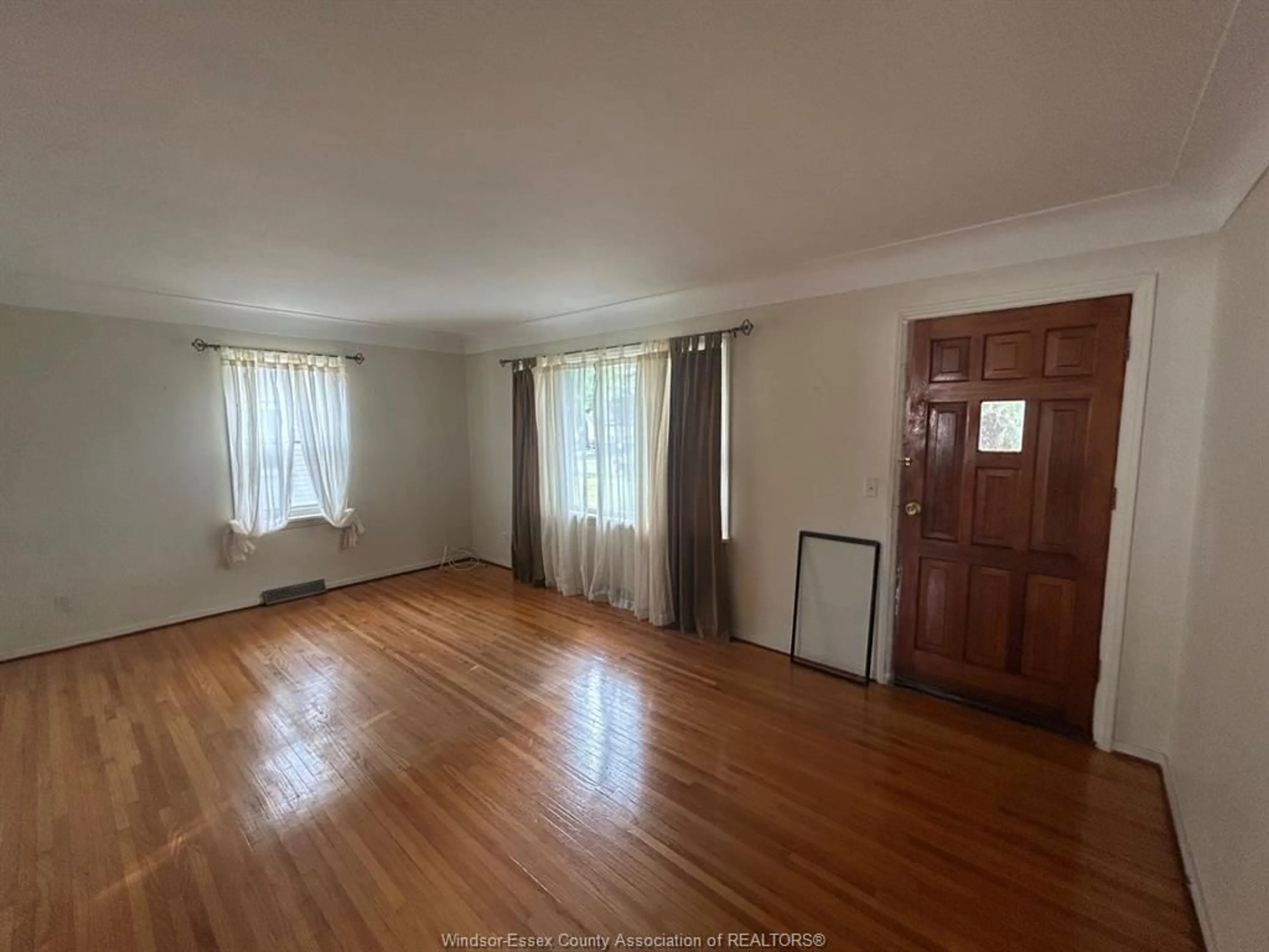 A pic of a room for 41 BALACLAVA St, Amherstburg Ontario N9V 2G5