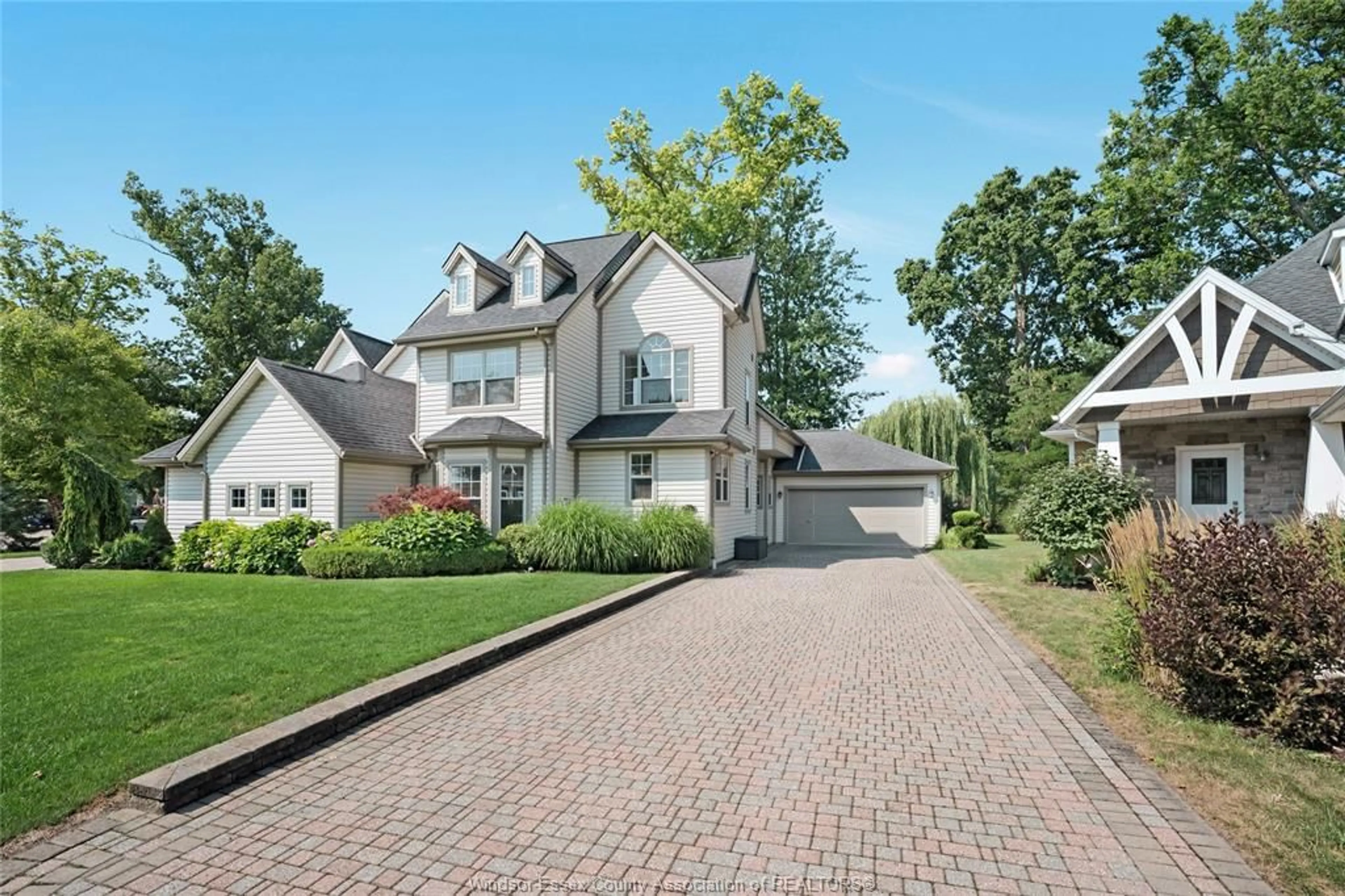 Home with brick exterior material, street for 71 RED OAK Cres, Amherstburg Ontario N9V 4C4