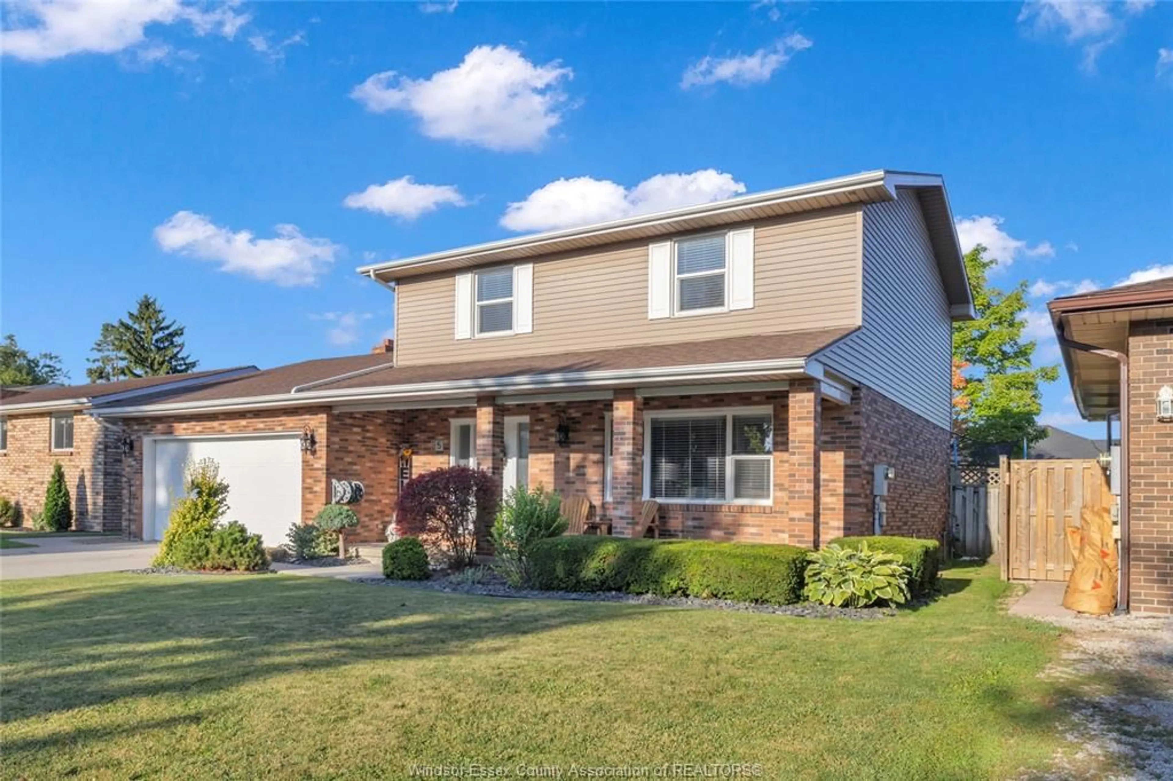 Home with brick exterior material, street for 5 KENTUCKY, Amherstburg Ontario N9V 3S7
