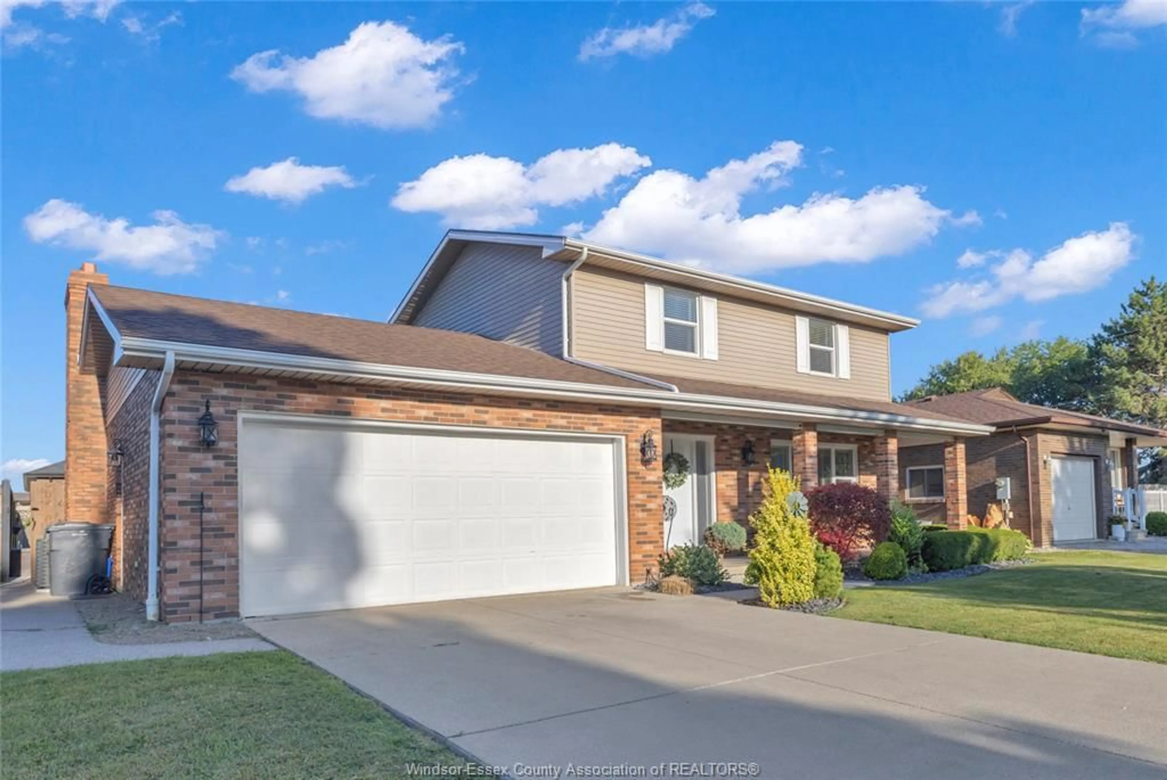 Home with brick exterior material, street for 5 KENTUCKY, Amherstburg Ontario N9V 3S7