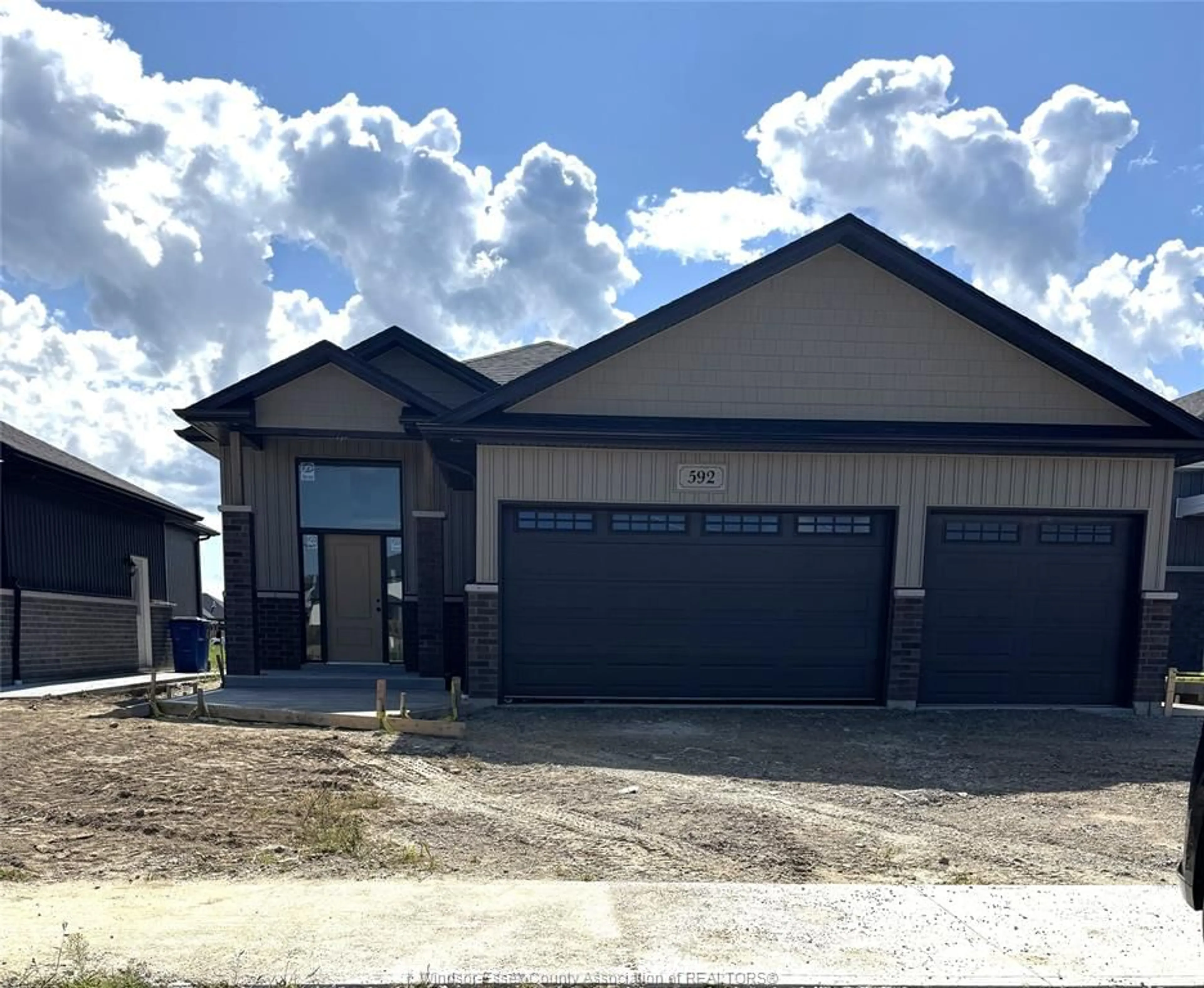 Unknown for 592 INDIAN CREEK, Chatham Ontario N7M 5J5
