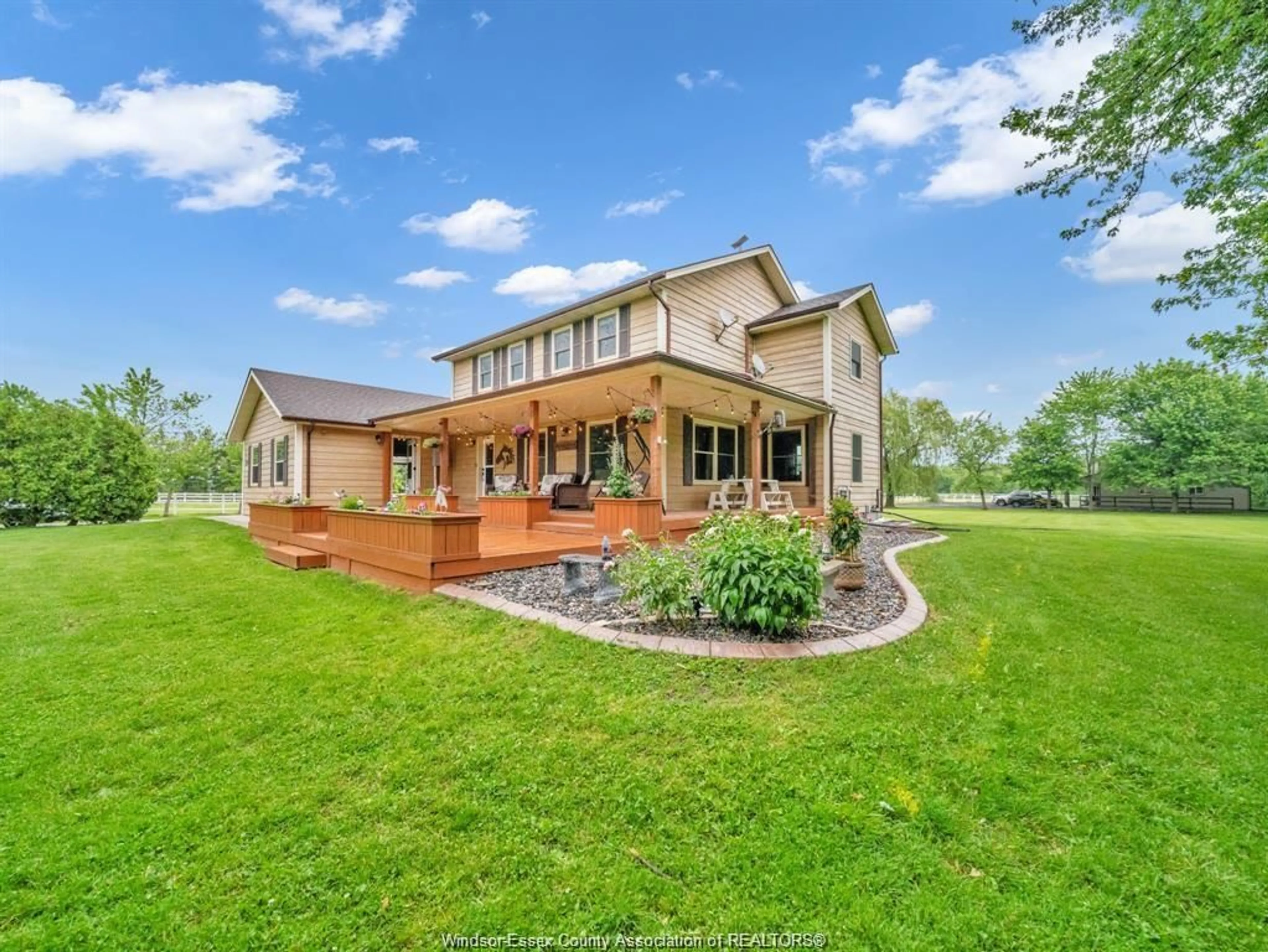 A pic from outside/outdoor area/front of a property/back of a property/a pic from drone, unknown for 1418 COUNTY RD 31, Lakeshore Ontario N0R 1S0