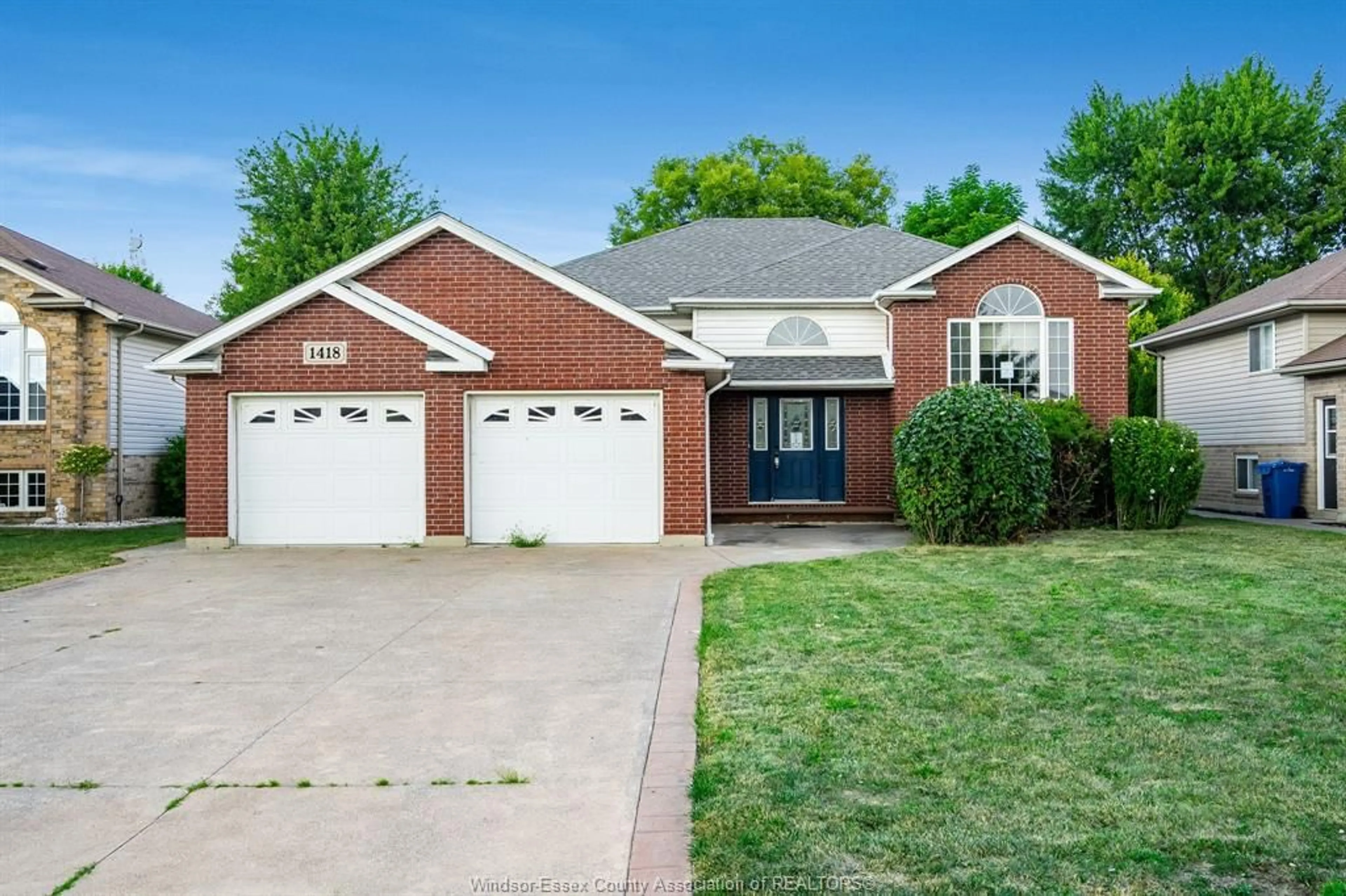 Home with brick exterior material, street for 1418 McMahon, Lakeshore Ontario N8L 0R1