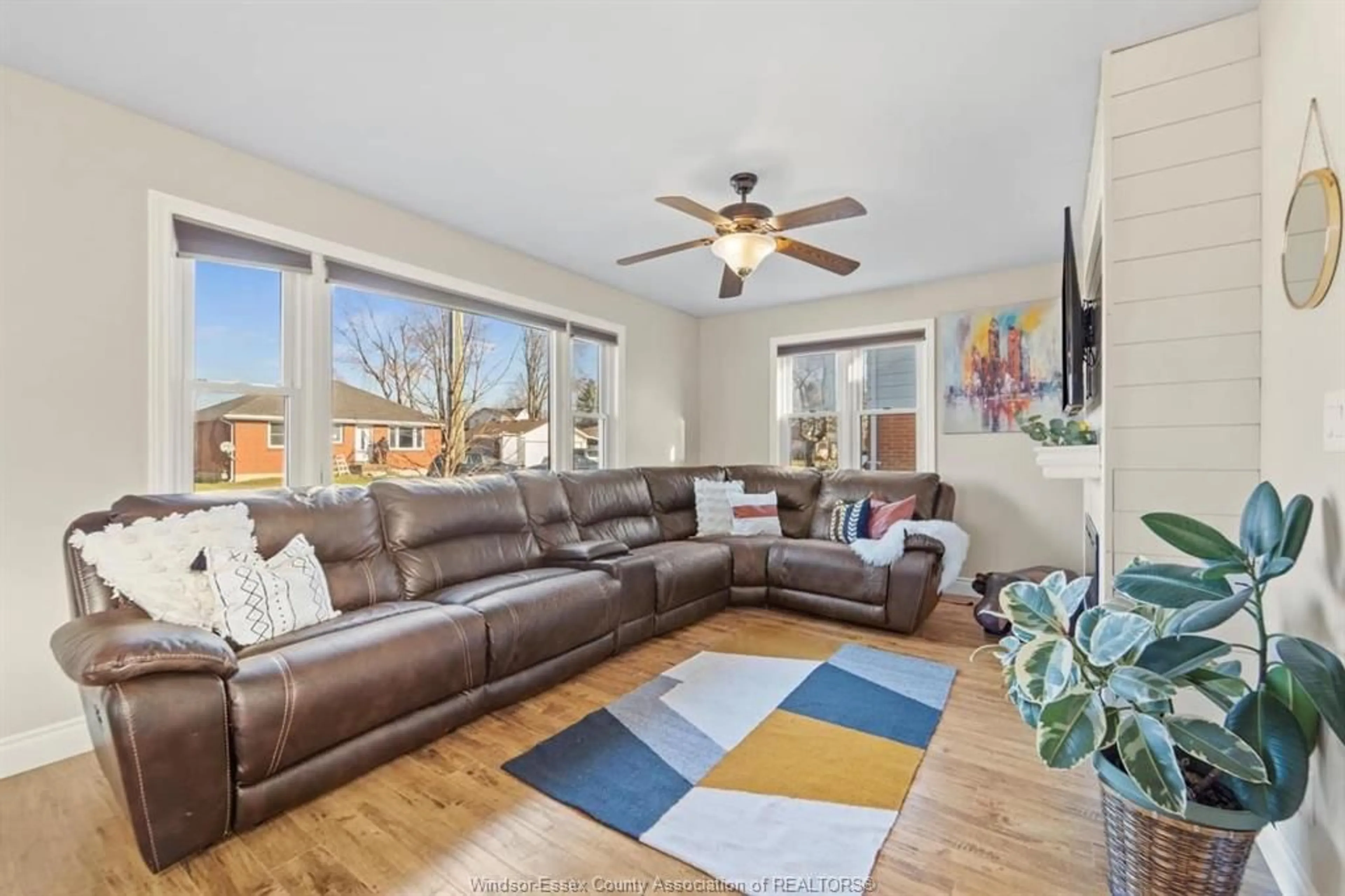 Living room with furniture, unknown for 321 SINASAC St, Harrow Ontario N0R 1G0