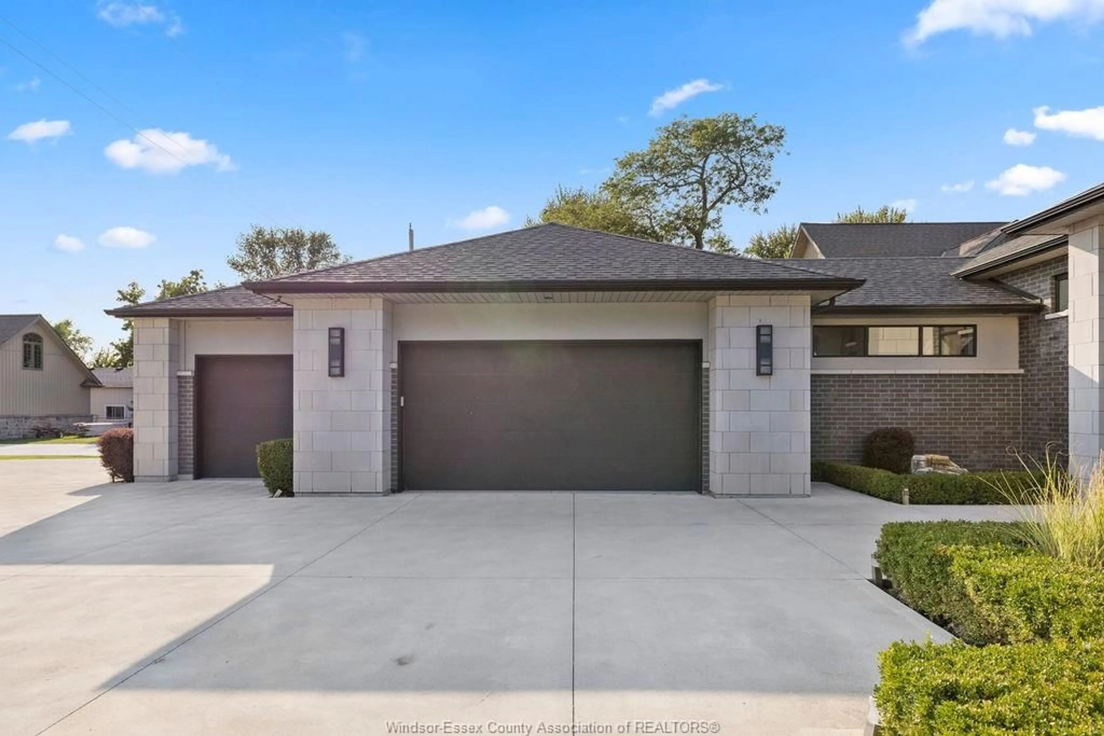 Unknown for 371 CHARRON BEACH, Lakeshore Ontario N8L 0G2
