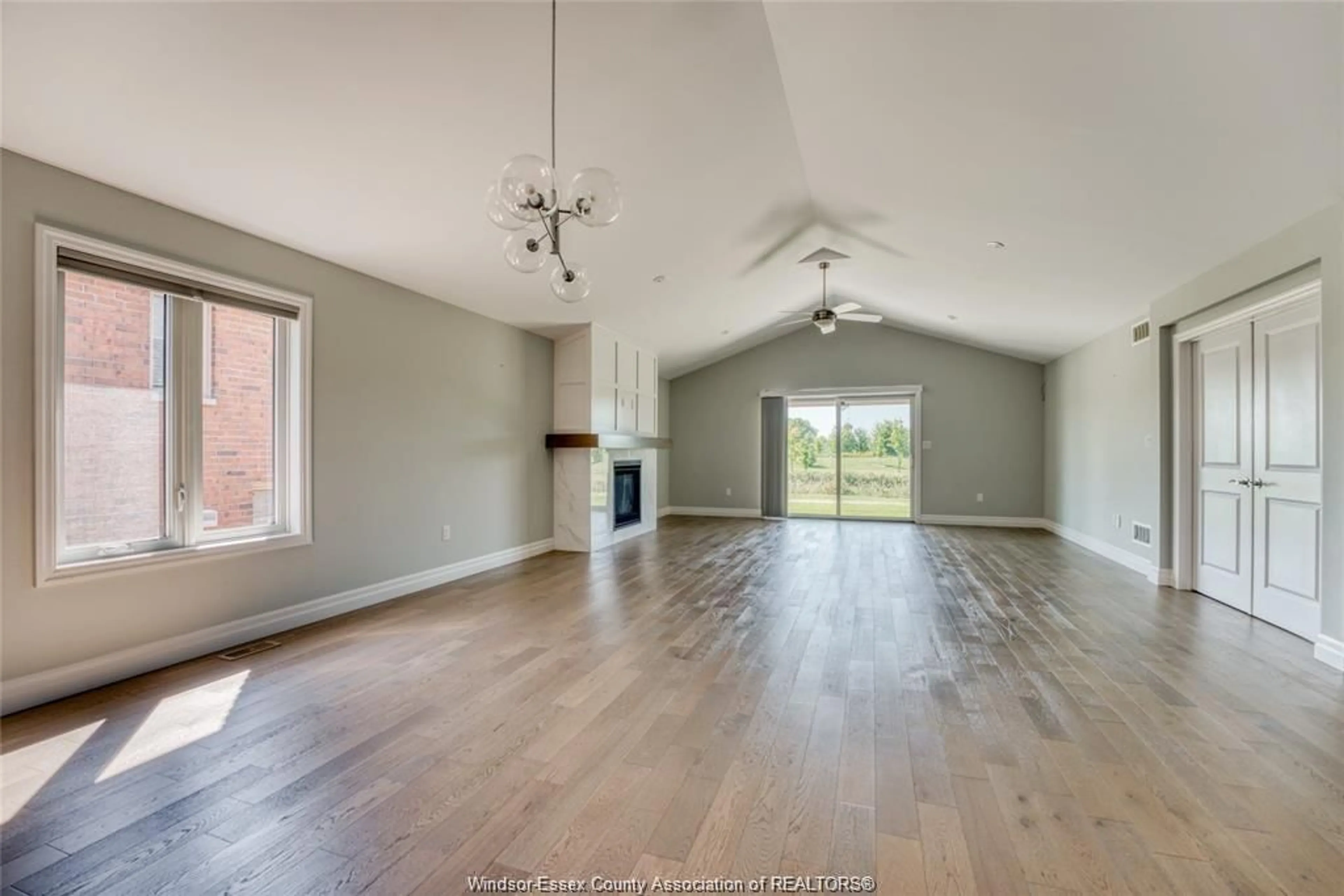 A pic of a room for 66 YORK Blvd, Kingsville Ontario N9Y 0G3