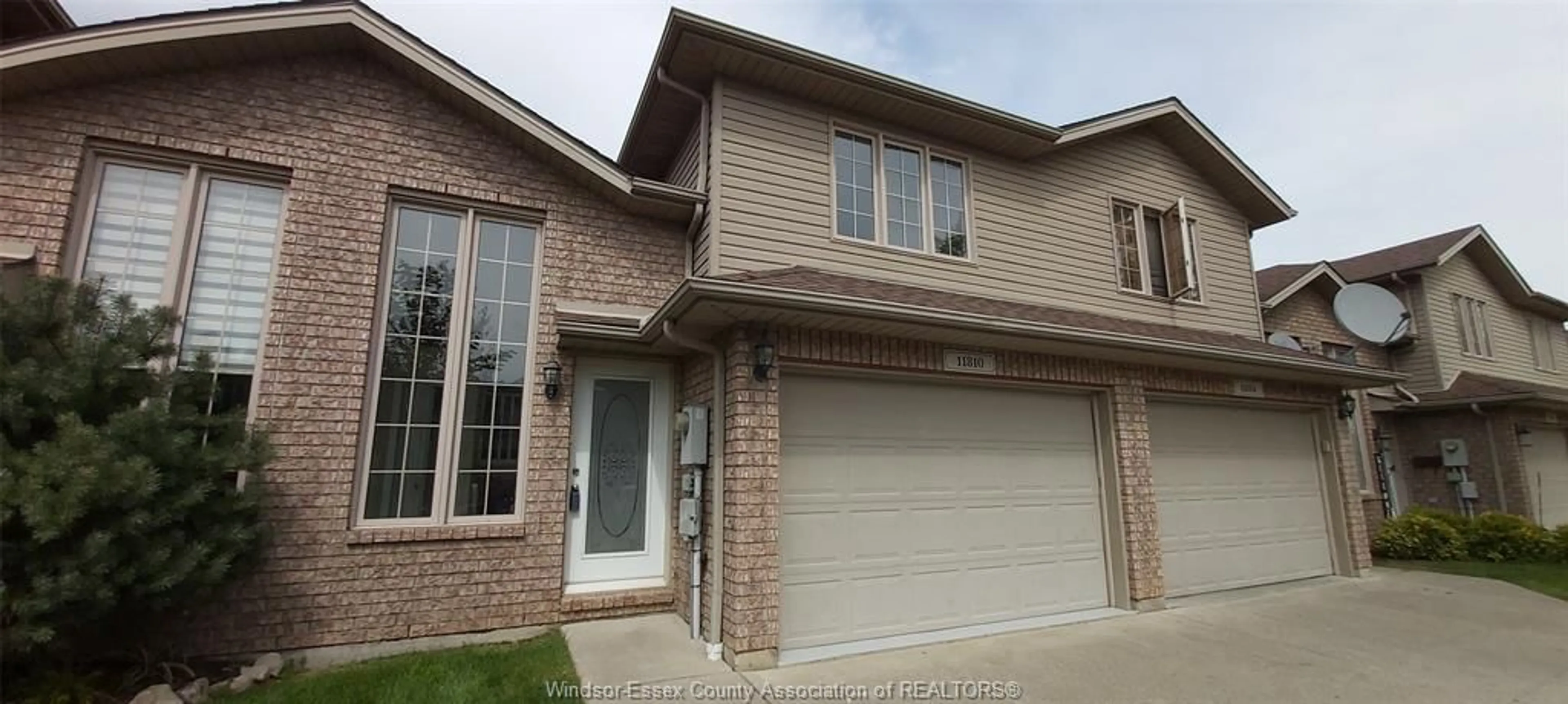 Home with brick exterior material, street for 11810 ROCKLAND St, Windsor Ontario N8P 1Z8