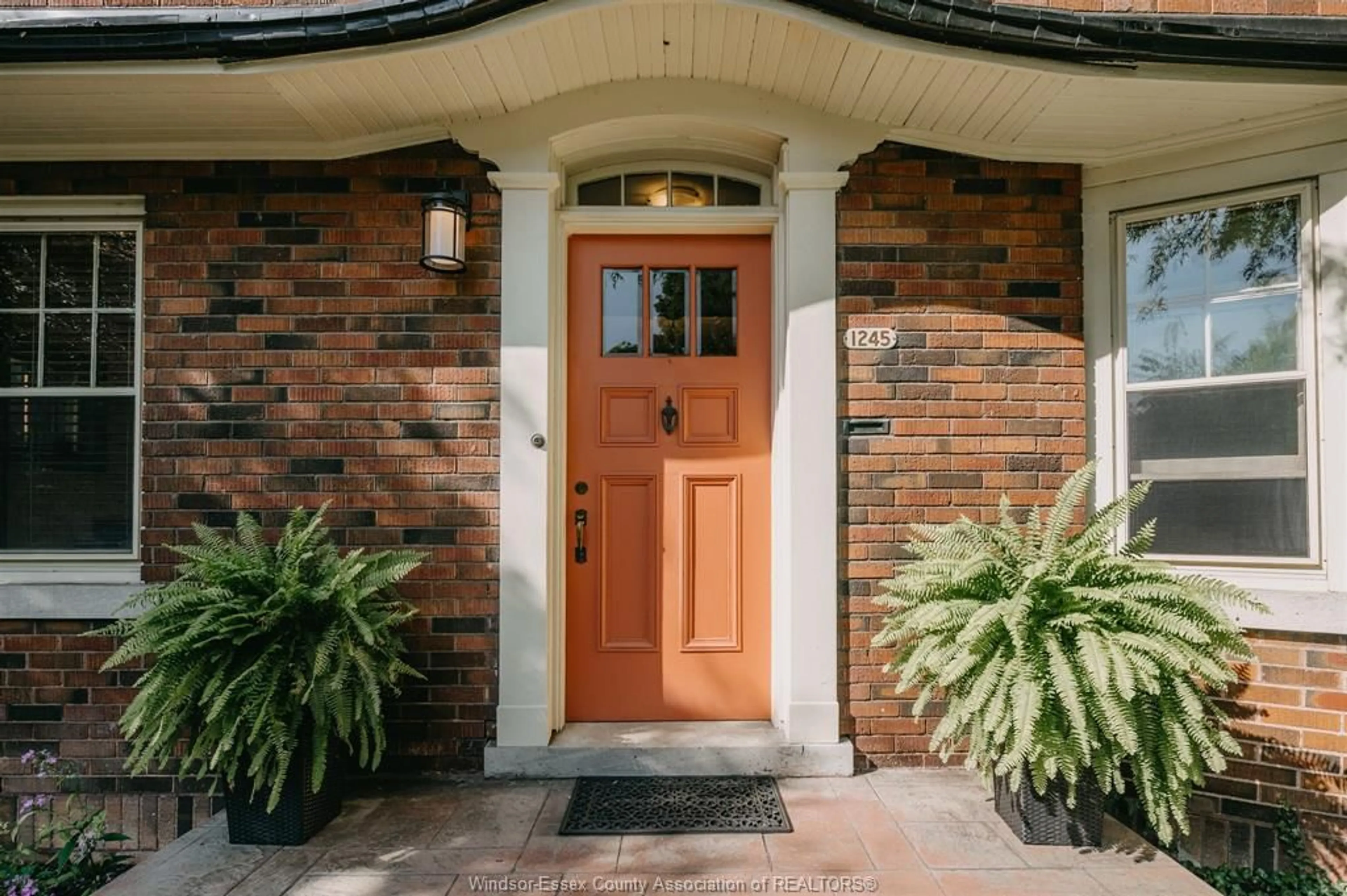 Unknown for 1245 Kildare Rd, Windsor Ontario N8Y 3H7