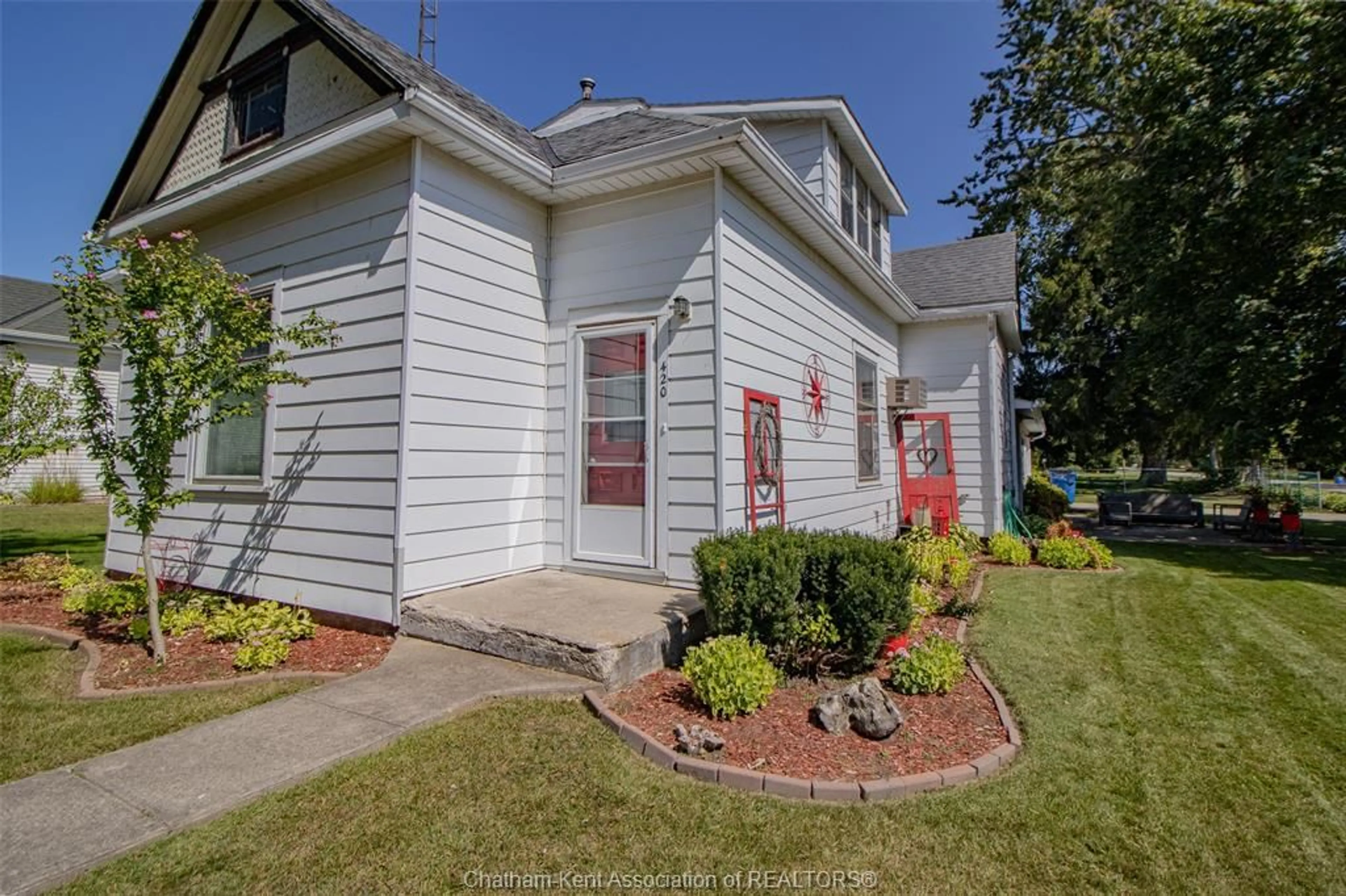 Unknown for 420 MAIN St, Bothwell Ontario N0P 1C0