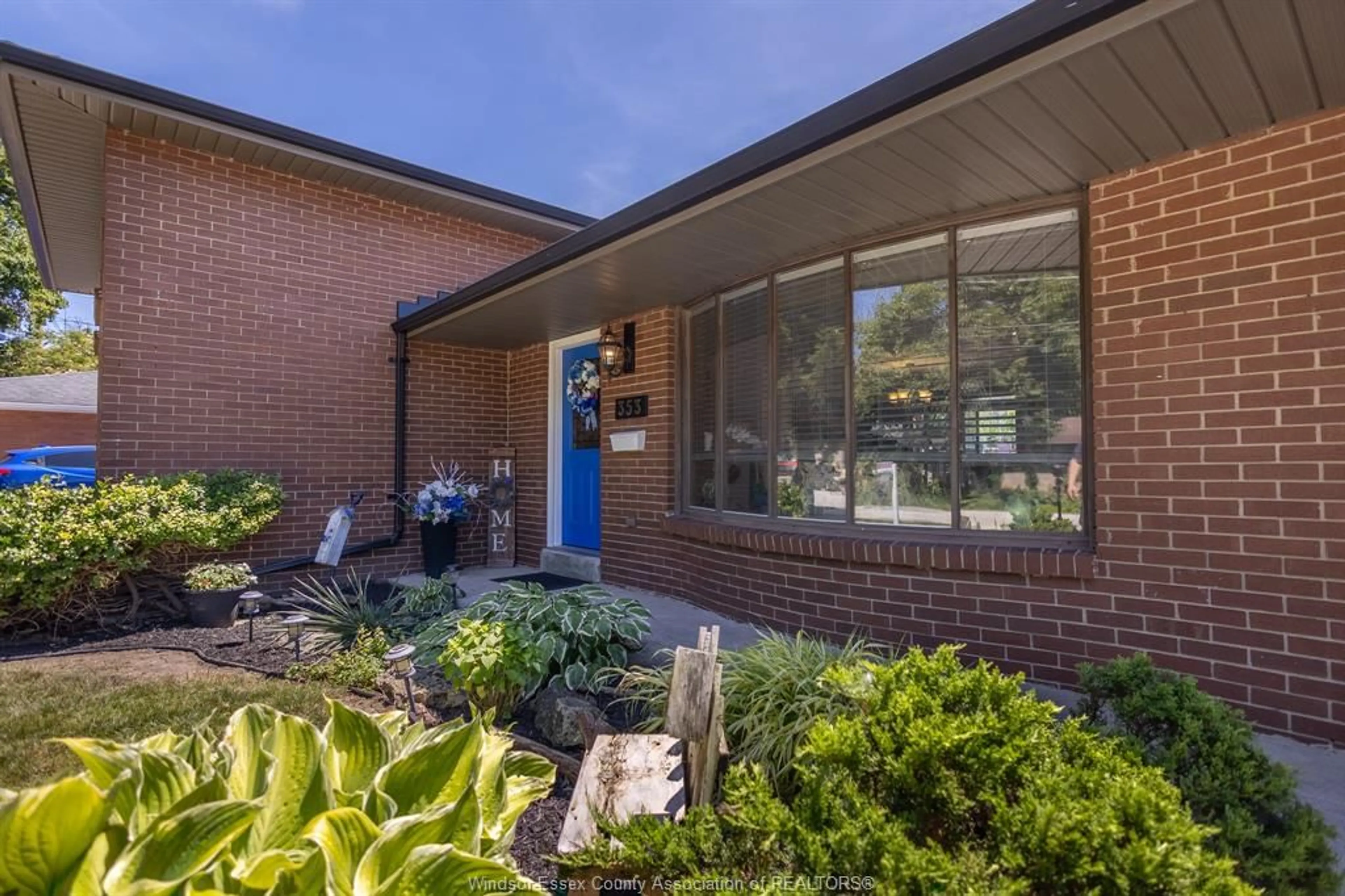 Home with brick exterior material, unknown for 353 Cousineau Rd, Windsor Ontario N9G 1V6
