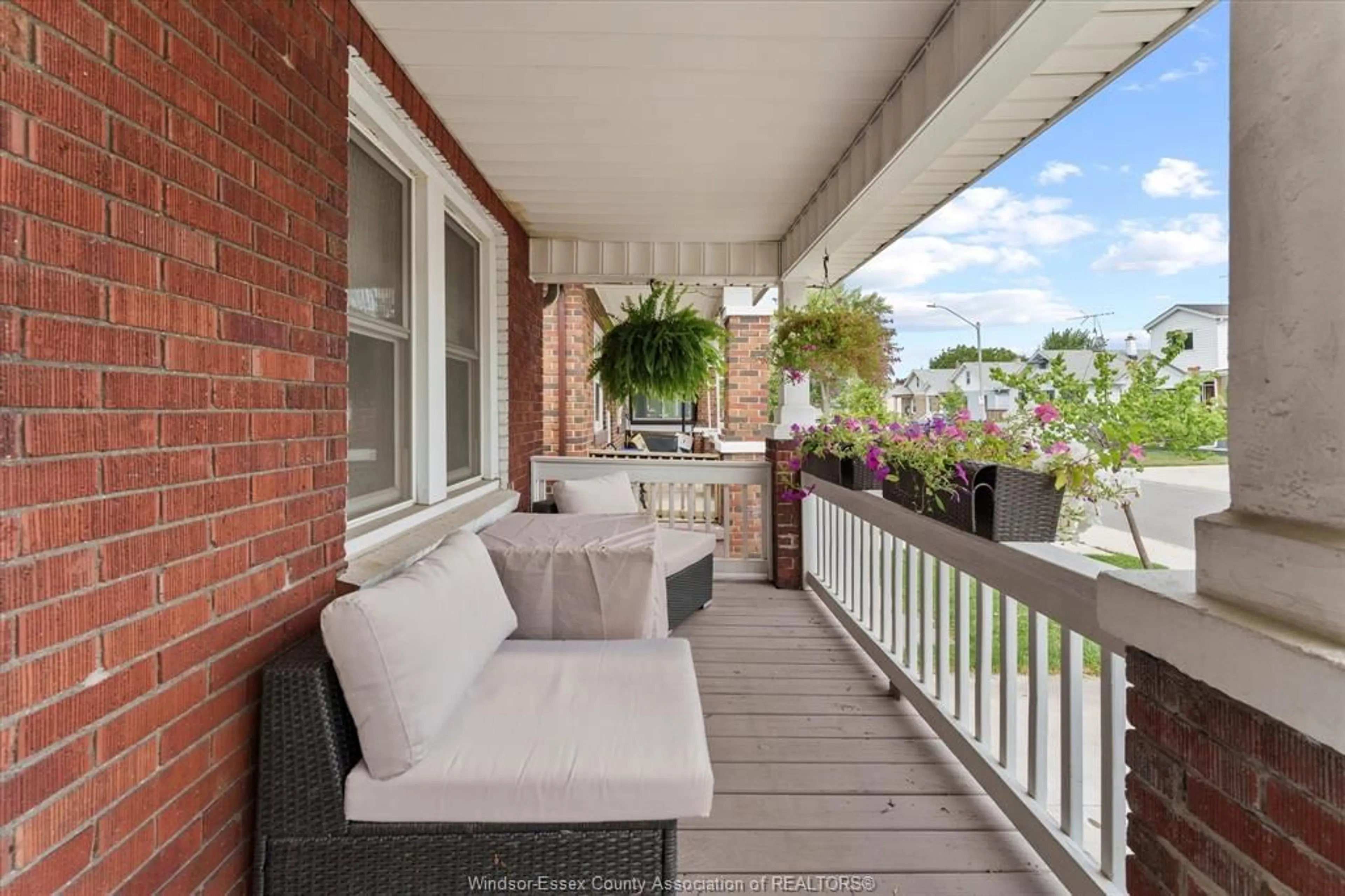 Patio, street for 1787 CADILLAC, Windsor Ontario N8Y 2V7