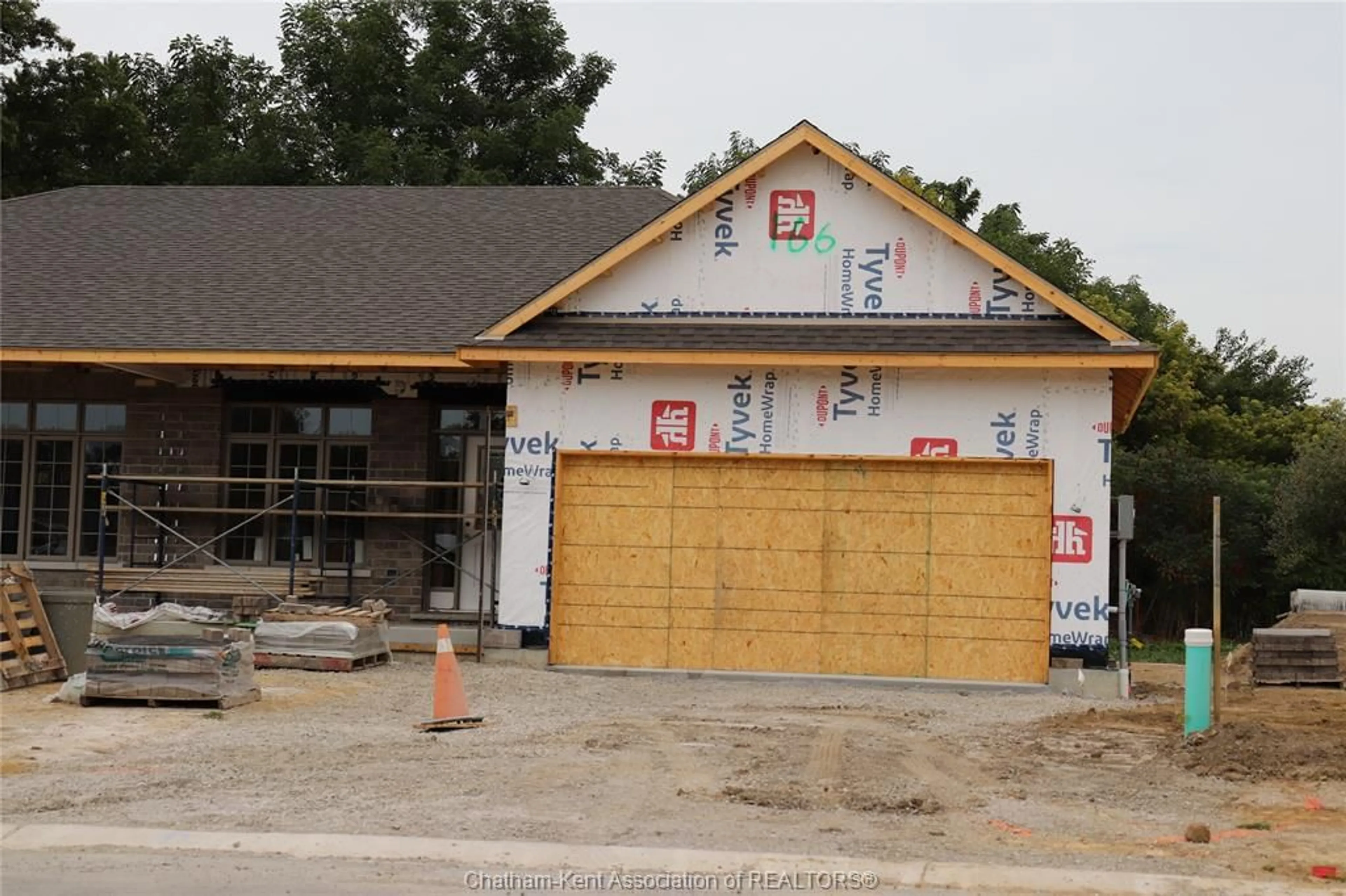 Home with vinyl exterior material, building for 166 Lanz Blvd, Blenheim Ontario N0P 1A0