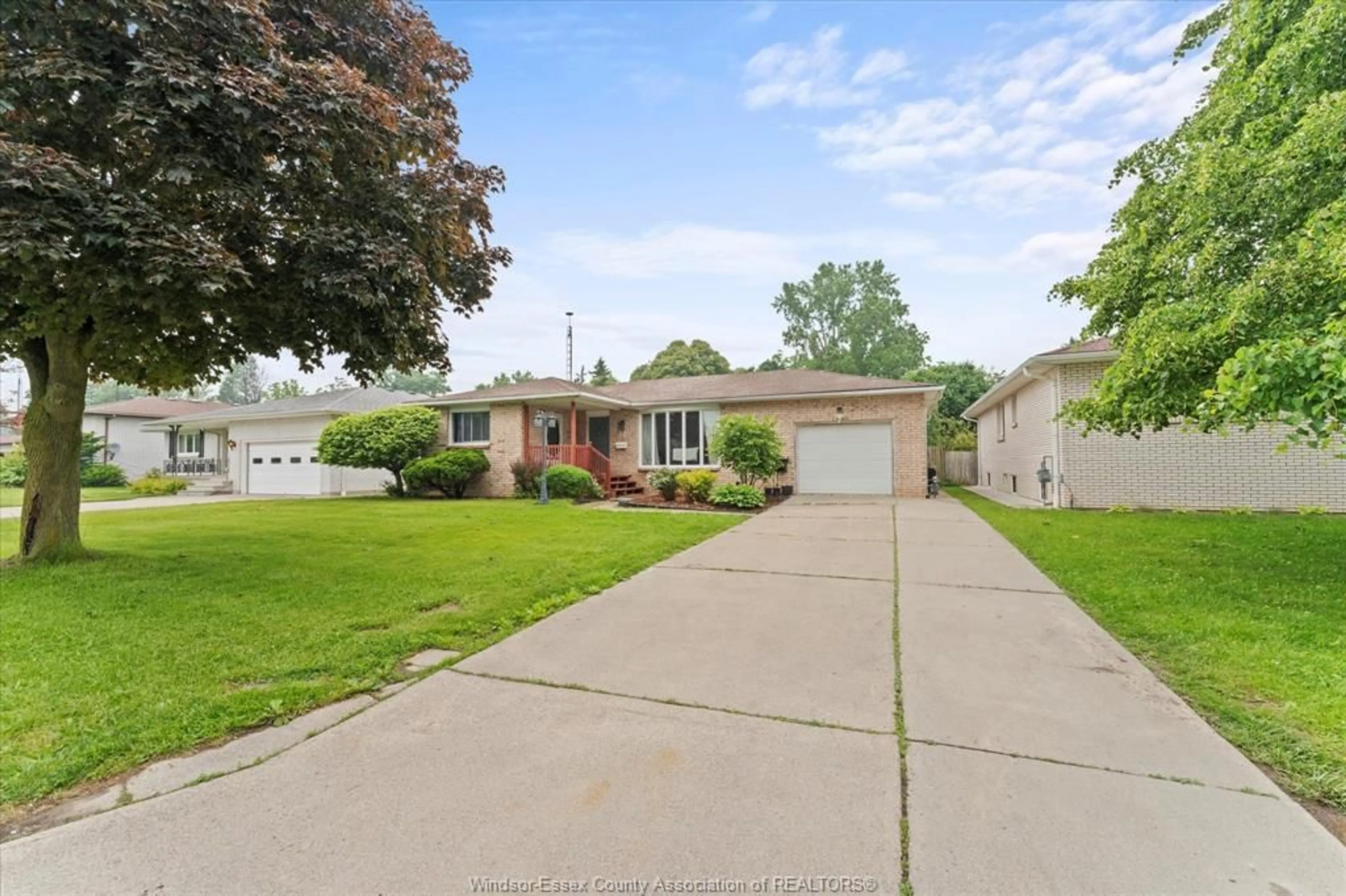 Unknown for 22 BENNIE Ave, Leamington Ontario N8H 4L5