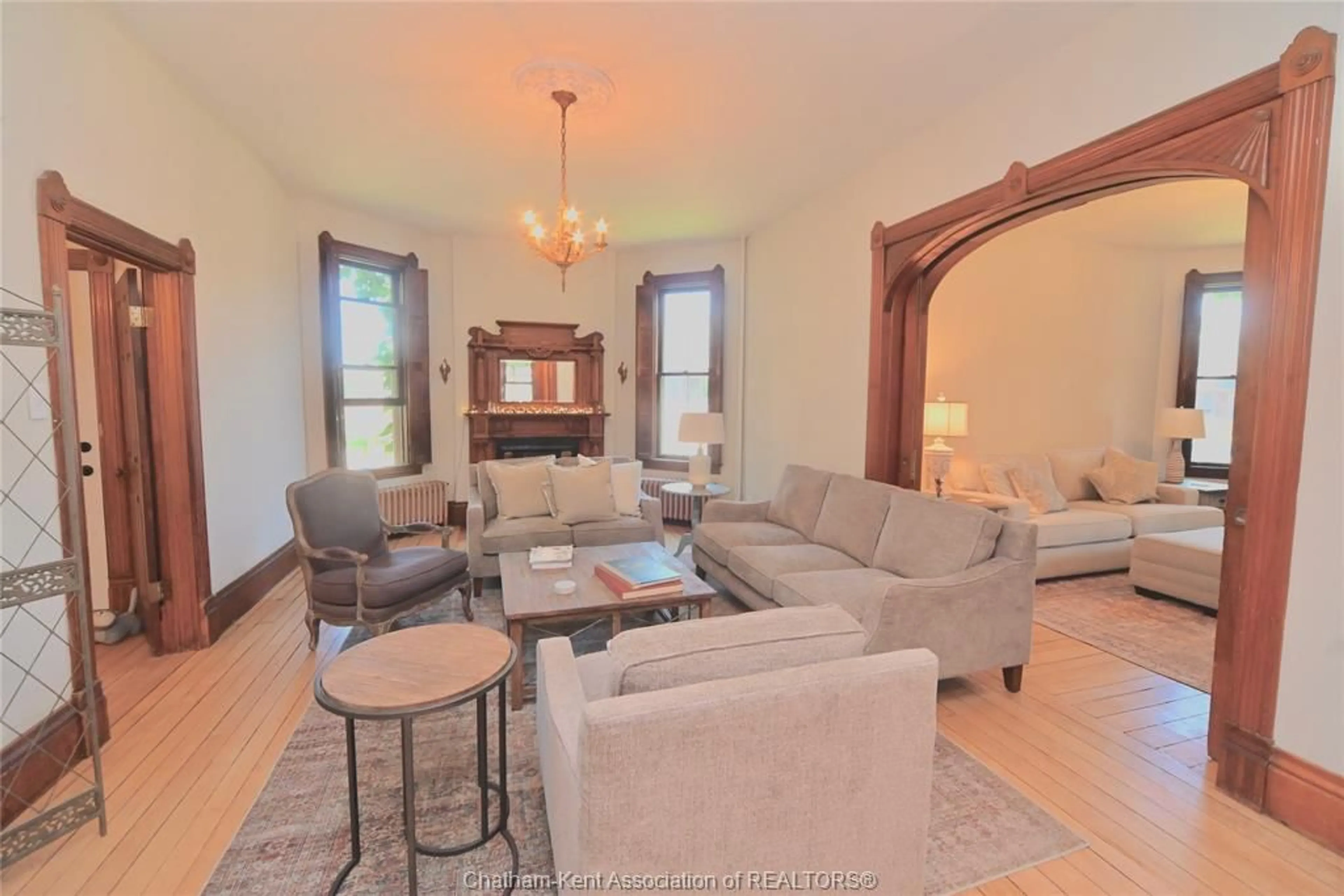Living room with furniture, unknown for 4 Sherman St, Thamesville Ontario N0P 2K0