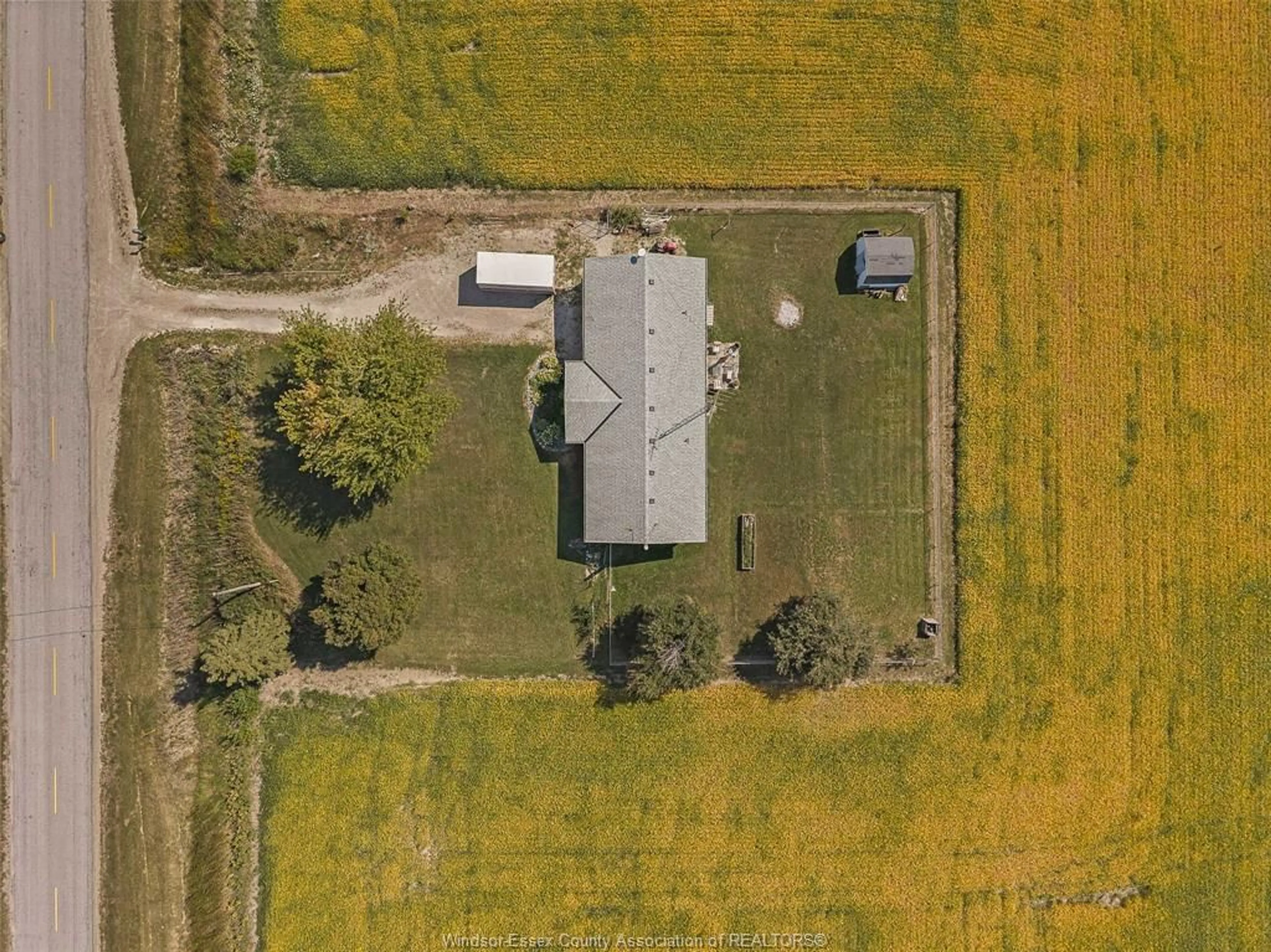 A pic from outside/outdoor area/front of a property/back of a property/a pic from drone, building for 5429 LAKESHORE ROAD 305, Comber Ontario N0P 1J0