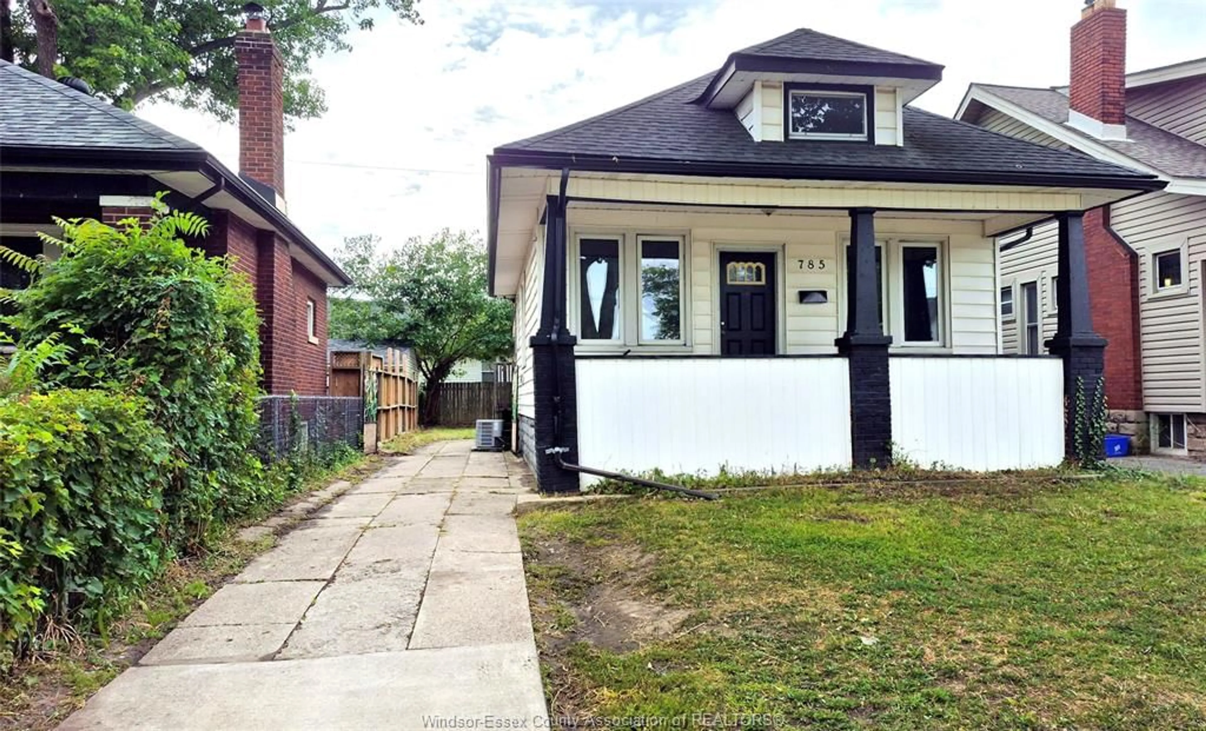 Home with brick exterior material, street for 785 PARTINGTON Ave, Windsor Ontario N9B 2N6