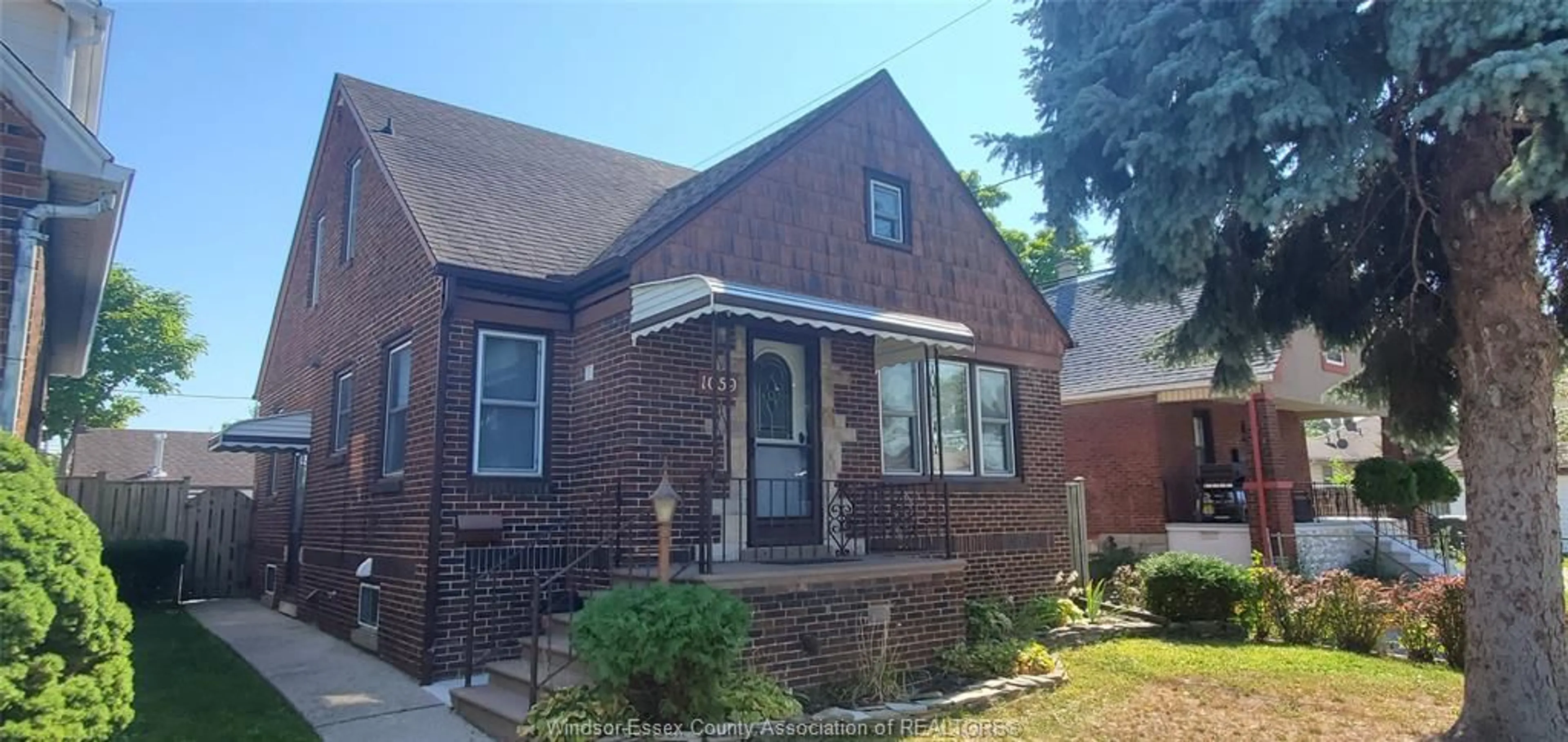 Home with brick exterior material, street for 1059 SHEPHERD St, Windsor Ontario N8X 2L6