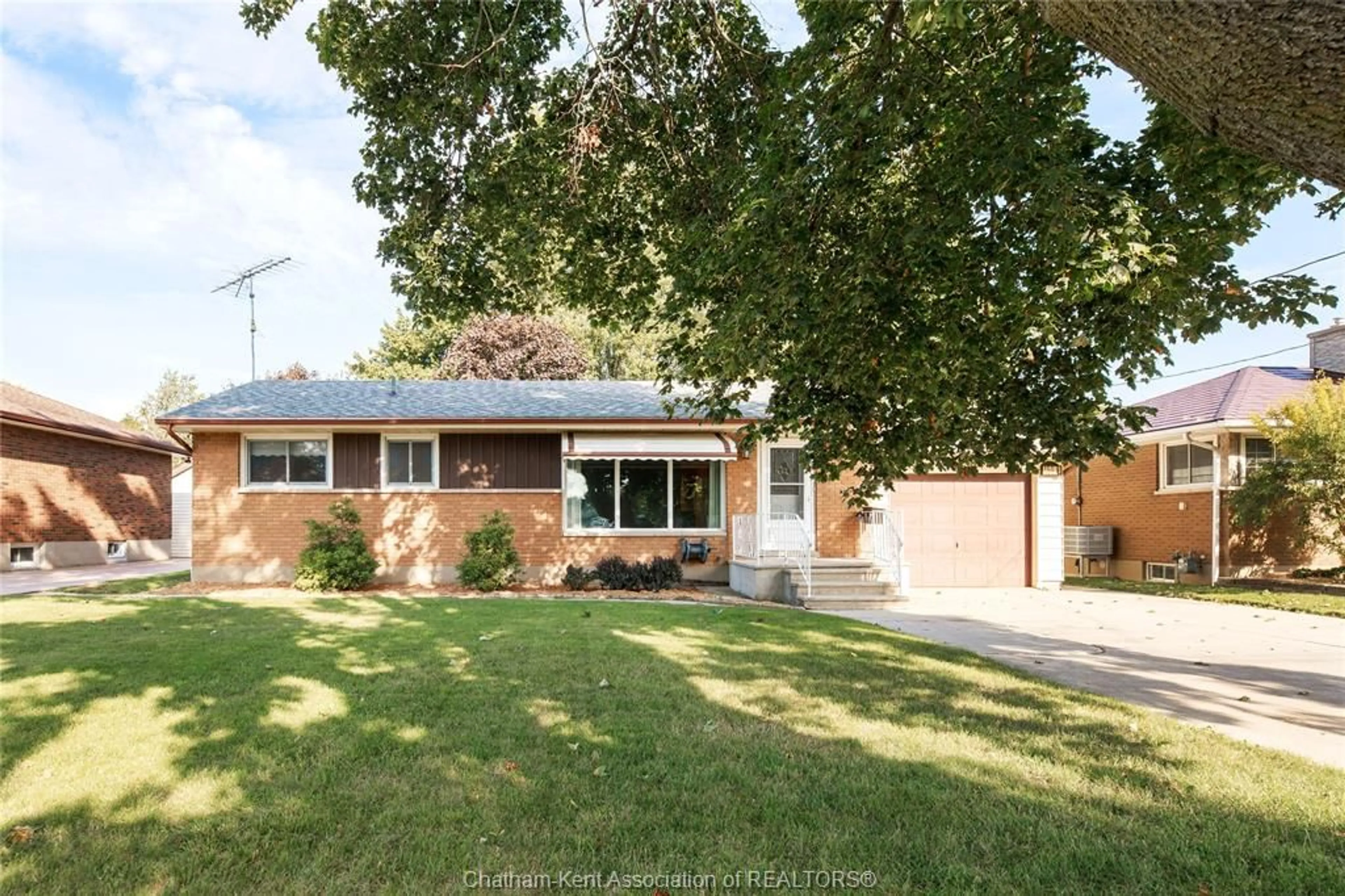Home with brick exterior material, street for 159 Gregory Dr, Chatham Ontario N7L 2L5