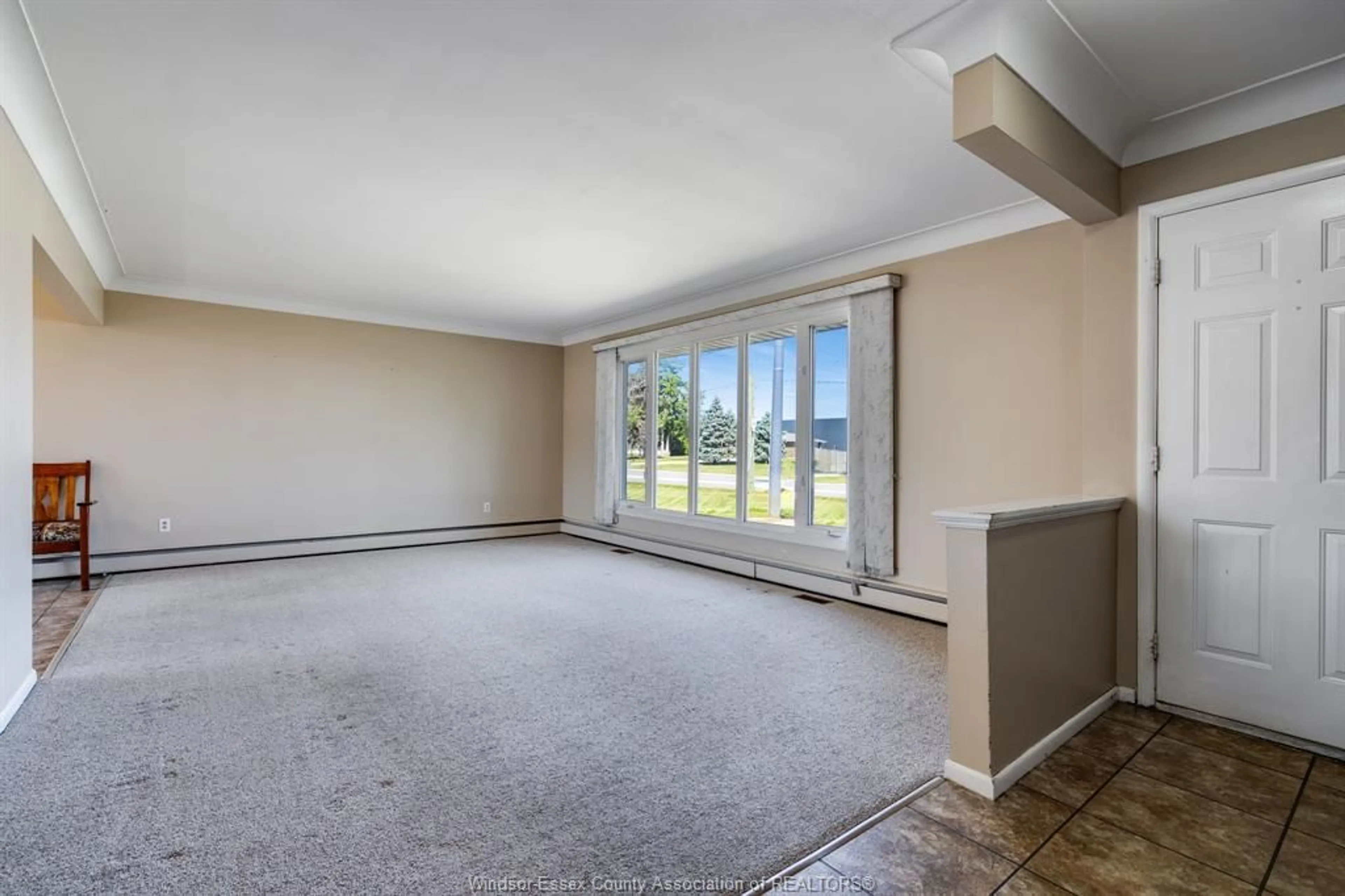 A pic of a room for 501 Road 2, Kingsville Ontario N9Y 2E4