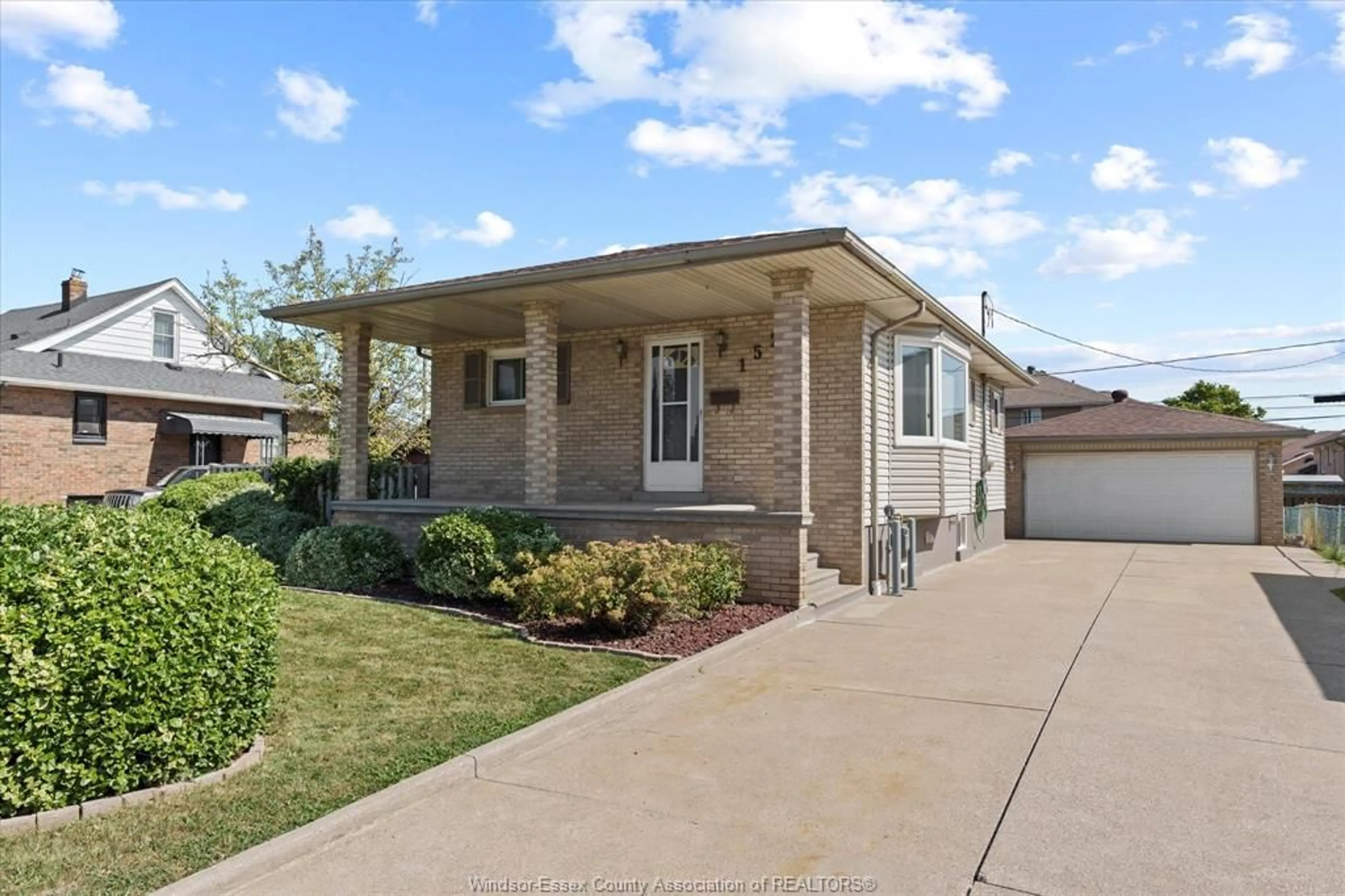 Unknown for 1520 Randolph, Windsor Ontario N9B 2V6