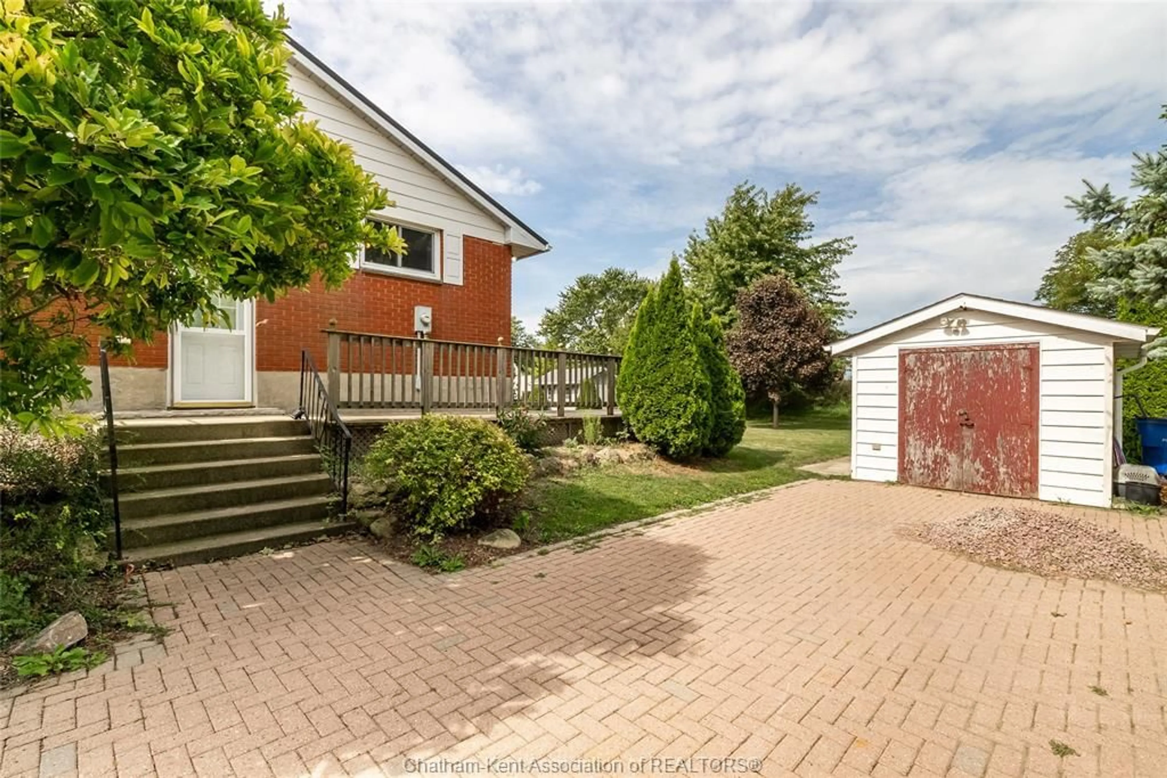 A pic from outside/outdoor area/front of a property/back of a property/a pic from drone, street for 5823 Tecumseh Line, Chatham-Kent Ontario N0P 2L0