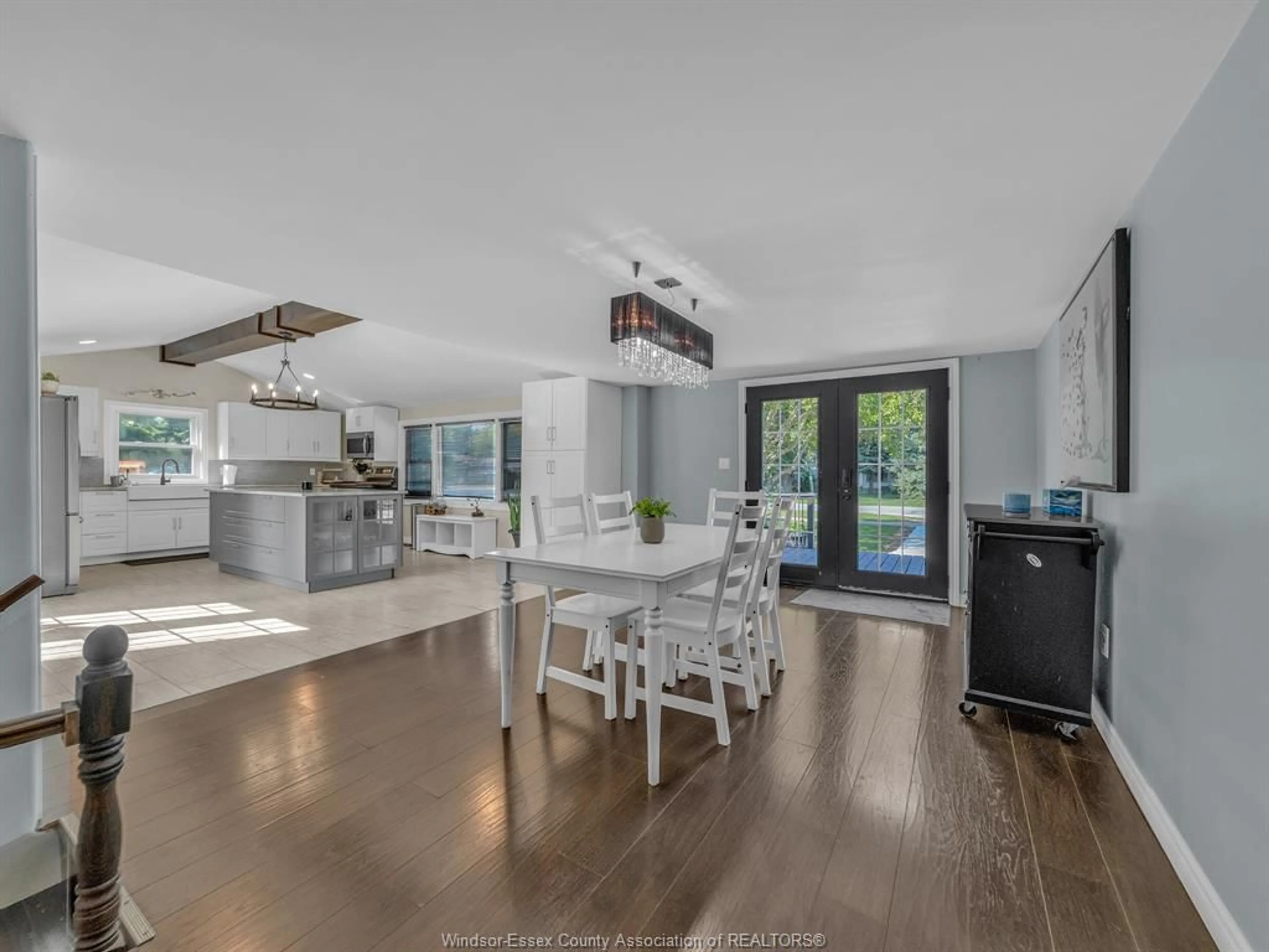 Open concept kitchen, unknown for 320 MAPLE St, Stoney Point Ontario N0R 1N0