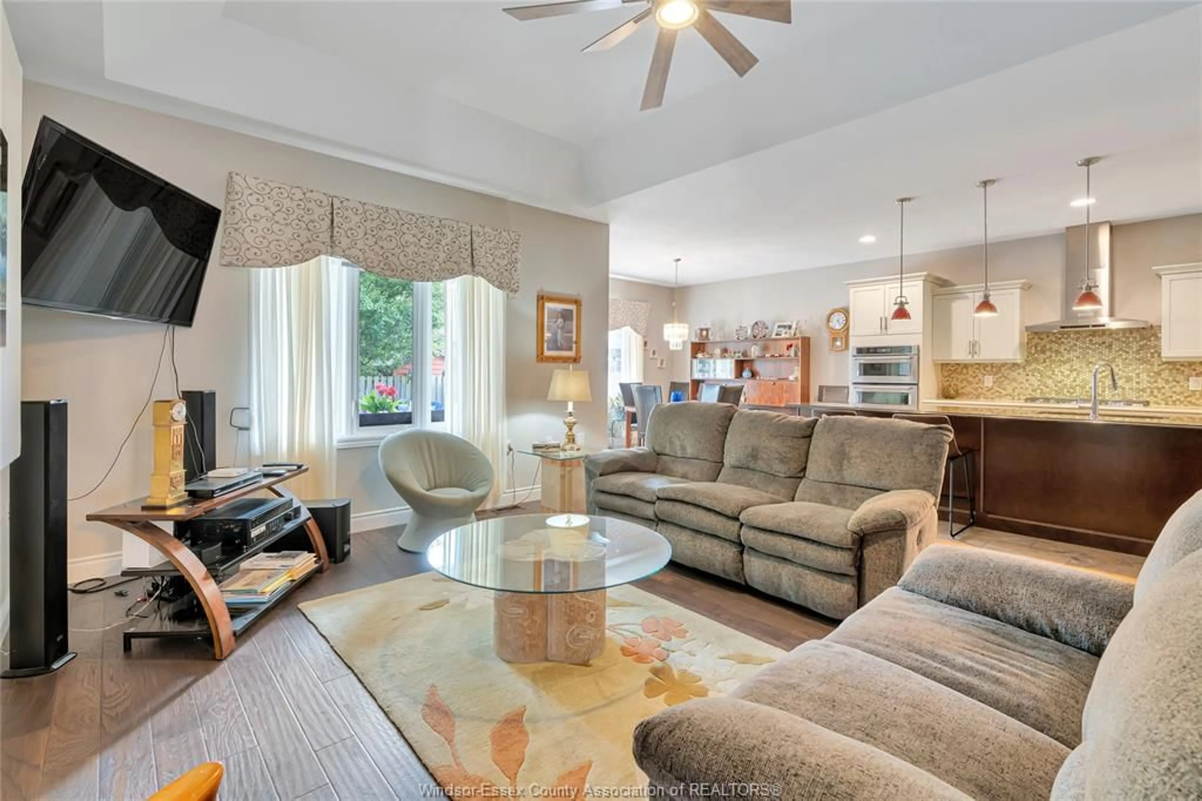 Living room with furniture, unknown for 640 DONLON, LaSalle Ontario N9J 3Y4